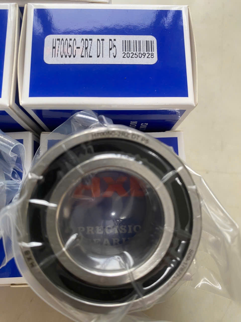 Vòng bi HXB 7005-P5 (H7005C-2RZ DT P5)