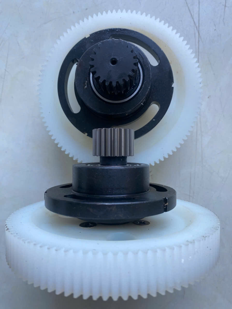 Bánh răng thẳng cổ ngắn