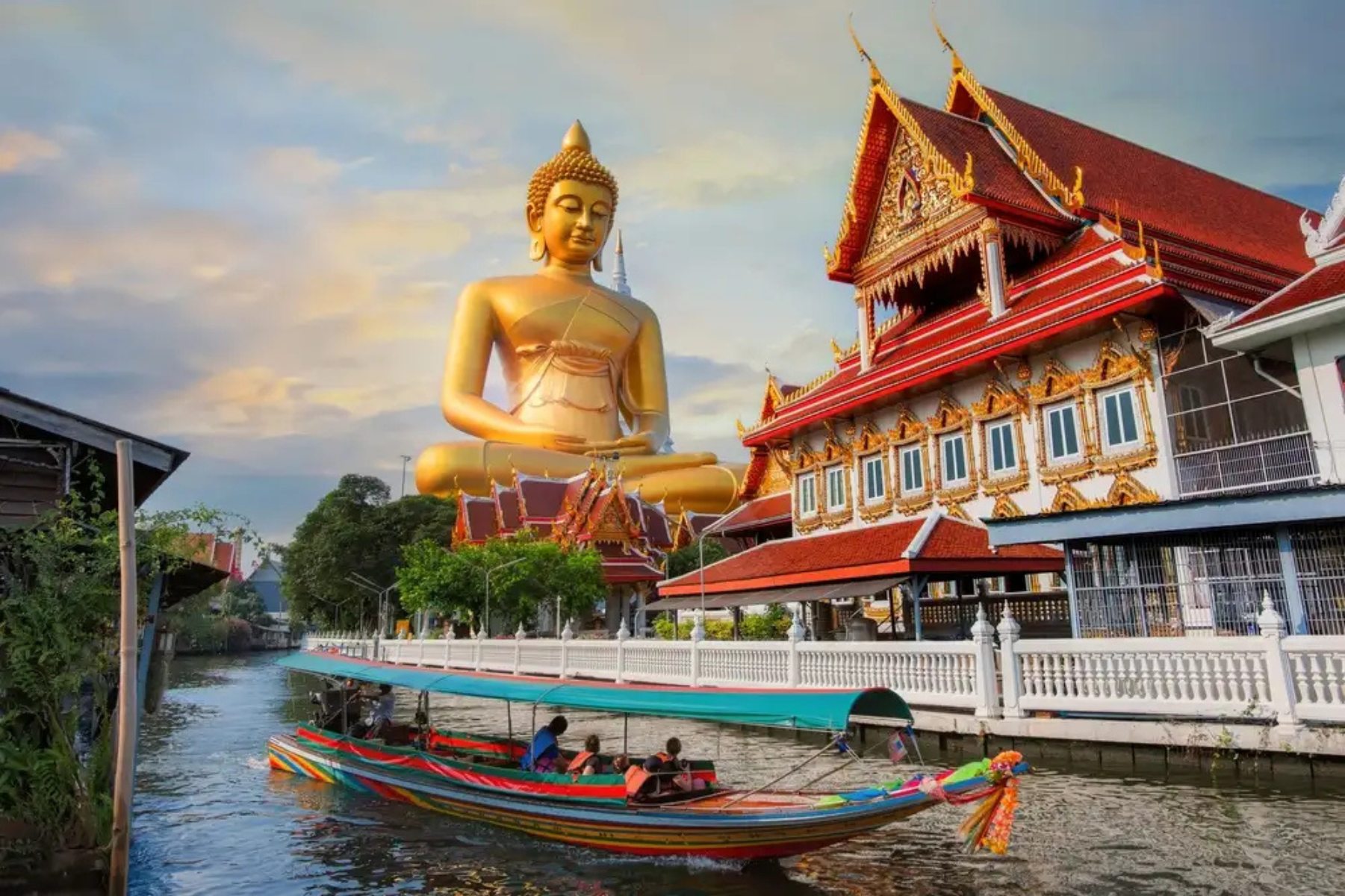 Vi vu Thái Lan: “Đổi mood” từ thủ đô sôi động đến chạm ngõ thiên đường miền nhiệt đới
