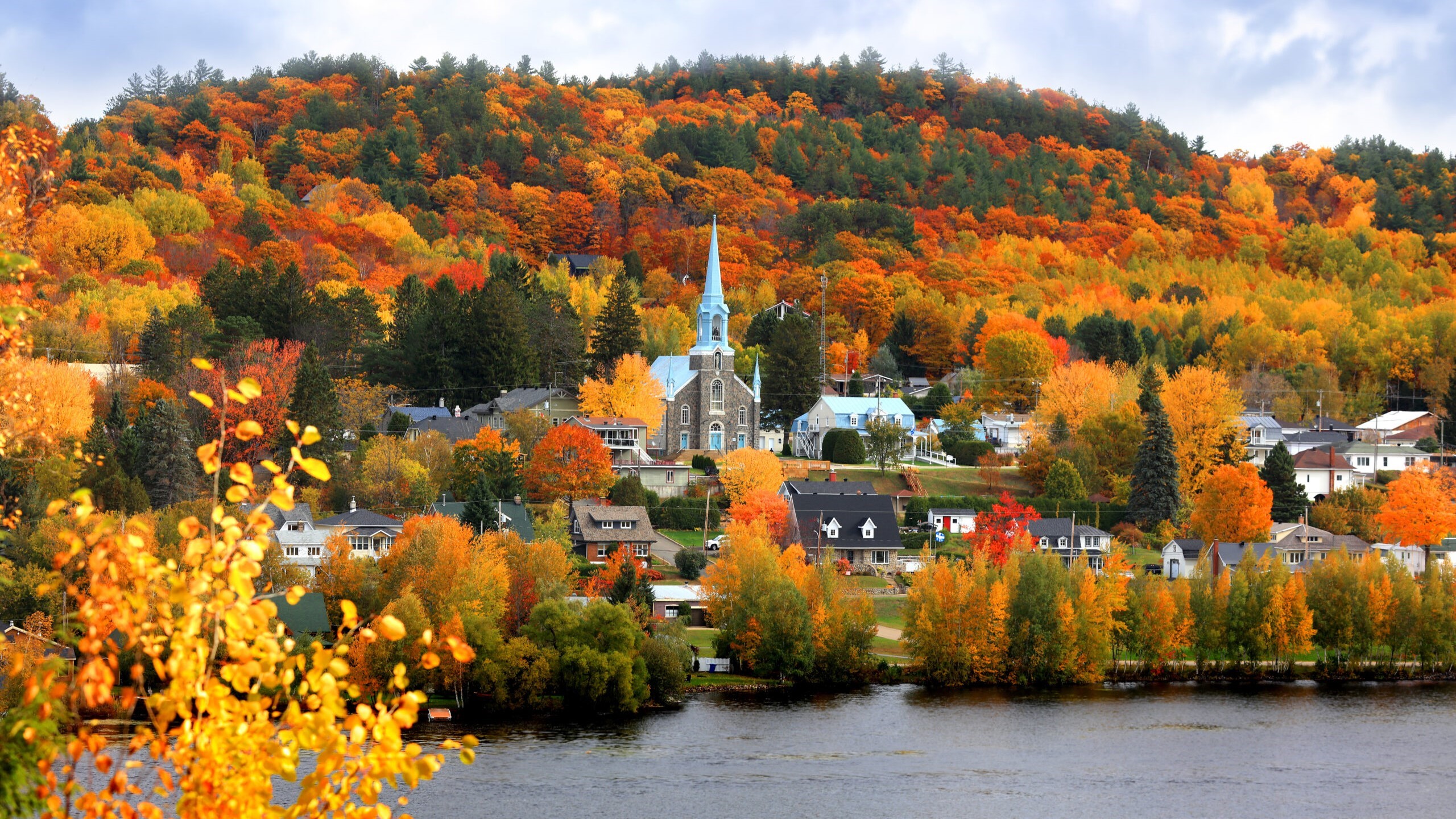 Top 7 địa điểm ngắm lá phong đẹp nhất Canada mùa thu