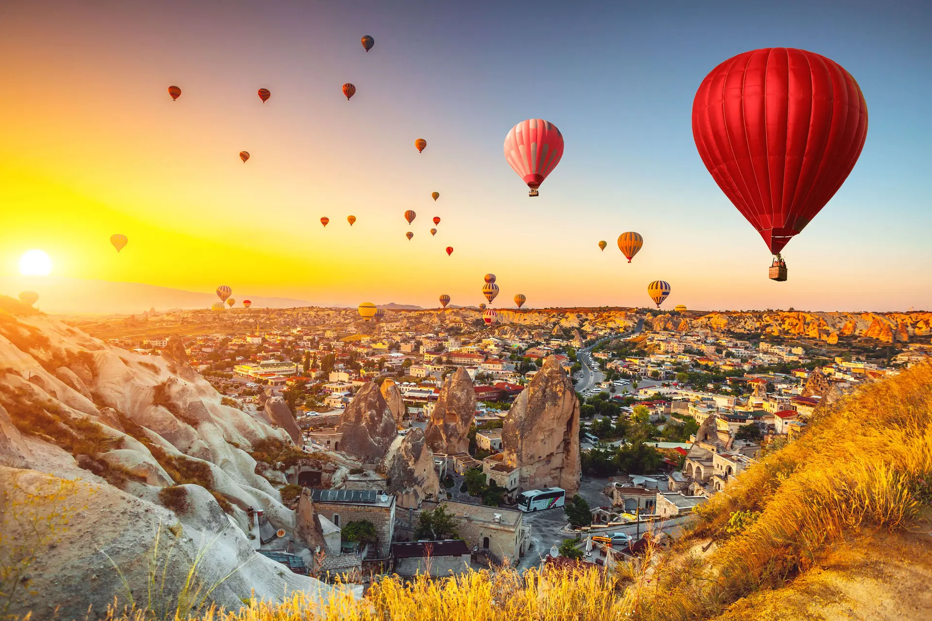 Khám phá Cappadocia - Vùng đất của những khinh khí cầu rực rỡ