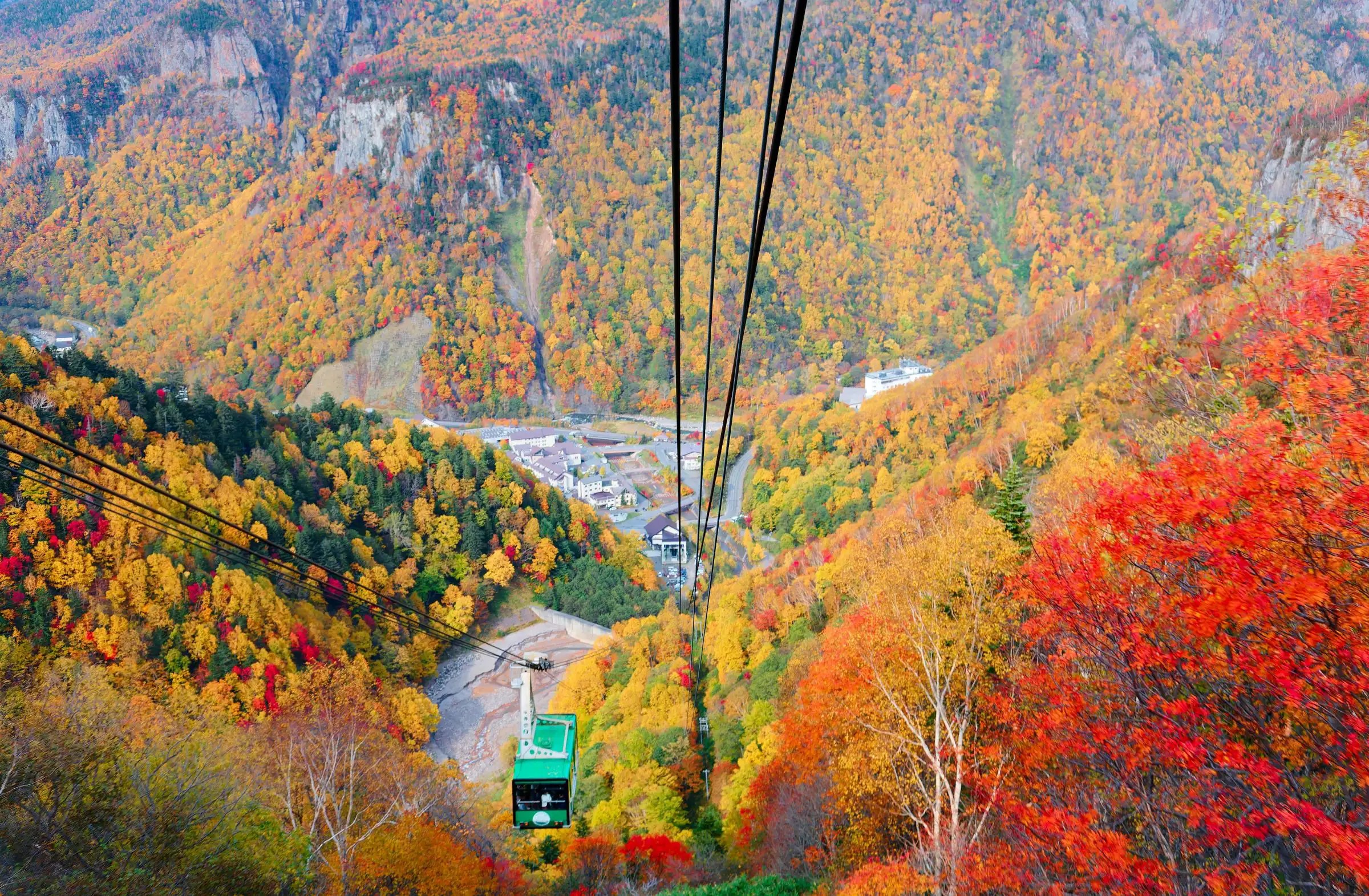 Top 6 điểm ngắm lá đỏ đẹp nhất Hokkaido mùa thu