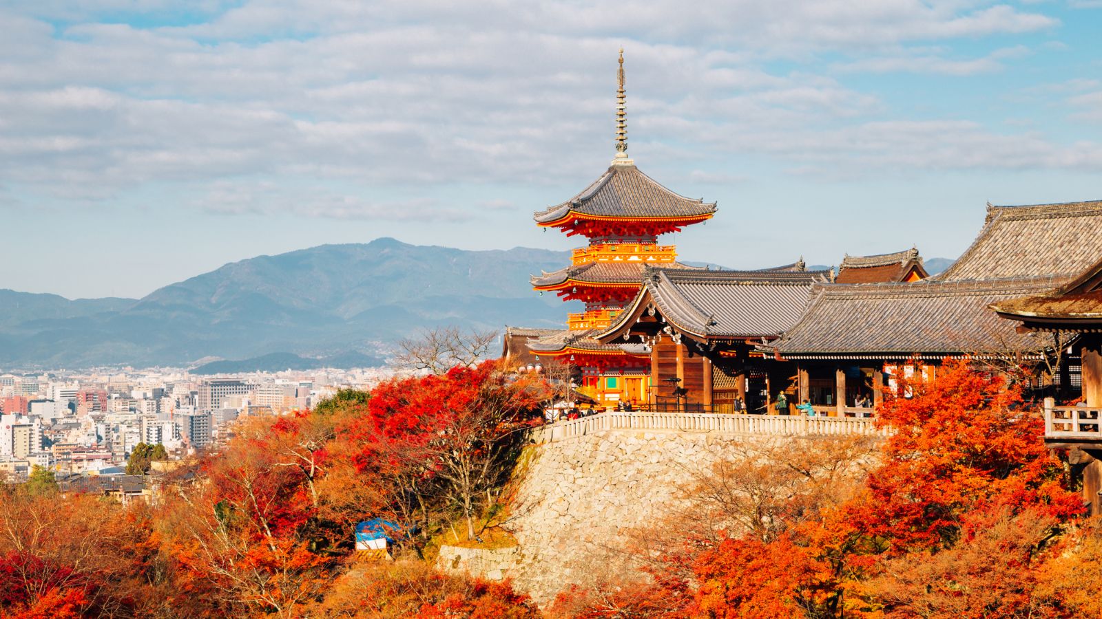 Du lịch Nhật Bản mùa thu: Khám phá cung đường vàng Osaka - Kyoto - Yamanashi - Tokyo