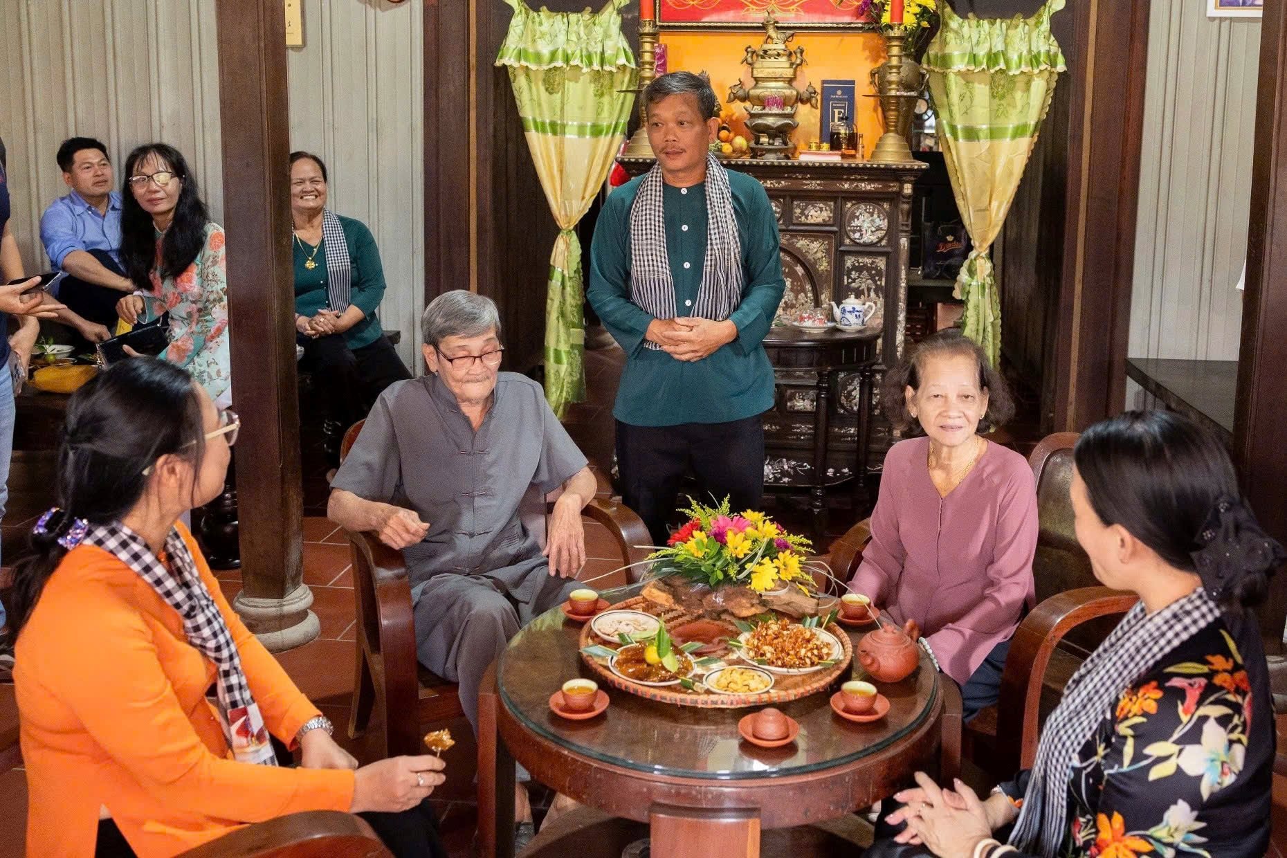 Về Nhị Hòa nghe chuyện làng, chạm nhịp sống miền Tây