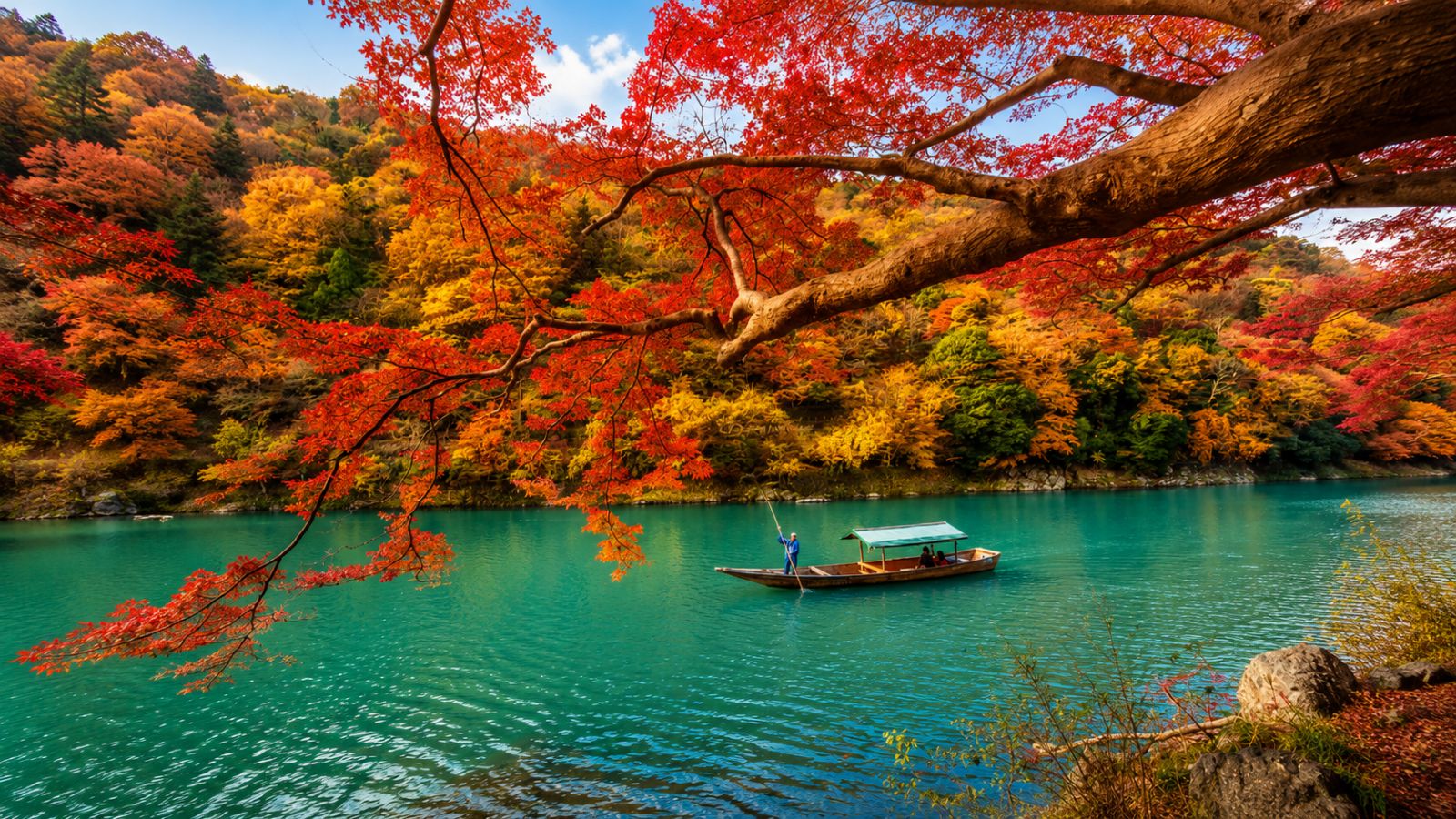 Vì sao cung đường Osaka - Kyoto - Yamanashi - Tokyo luôn được yêu thích vào mùa thu?