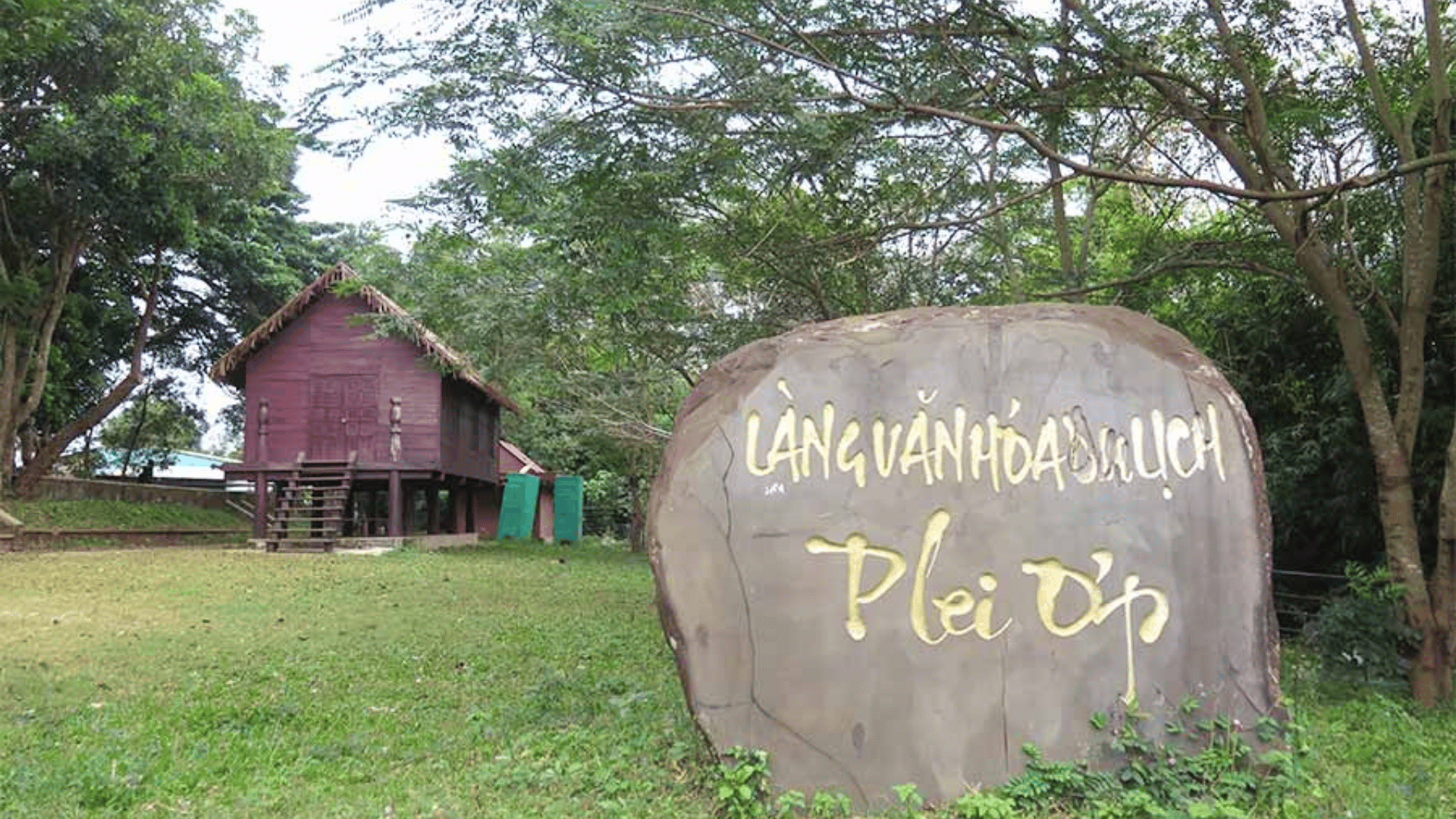 SẮC THU ĐẠI NGÀN: BUÔN MA THUỘT - PLEIKU - KON TUM