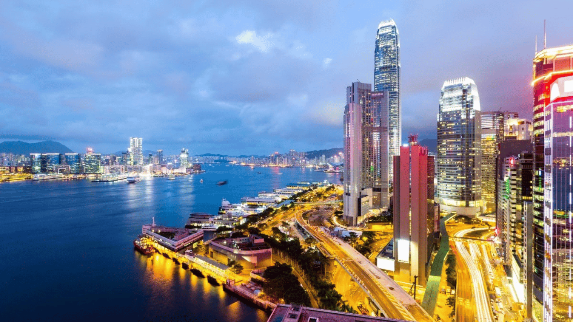 KHÁM PHÁ HÒN NGỌC PHƯƠNG ĐÔNG: HONG KONG