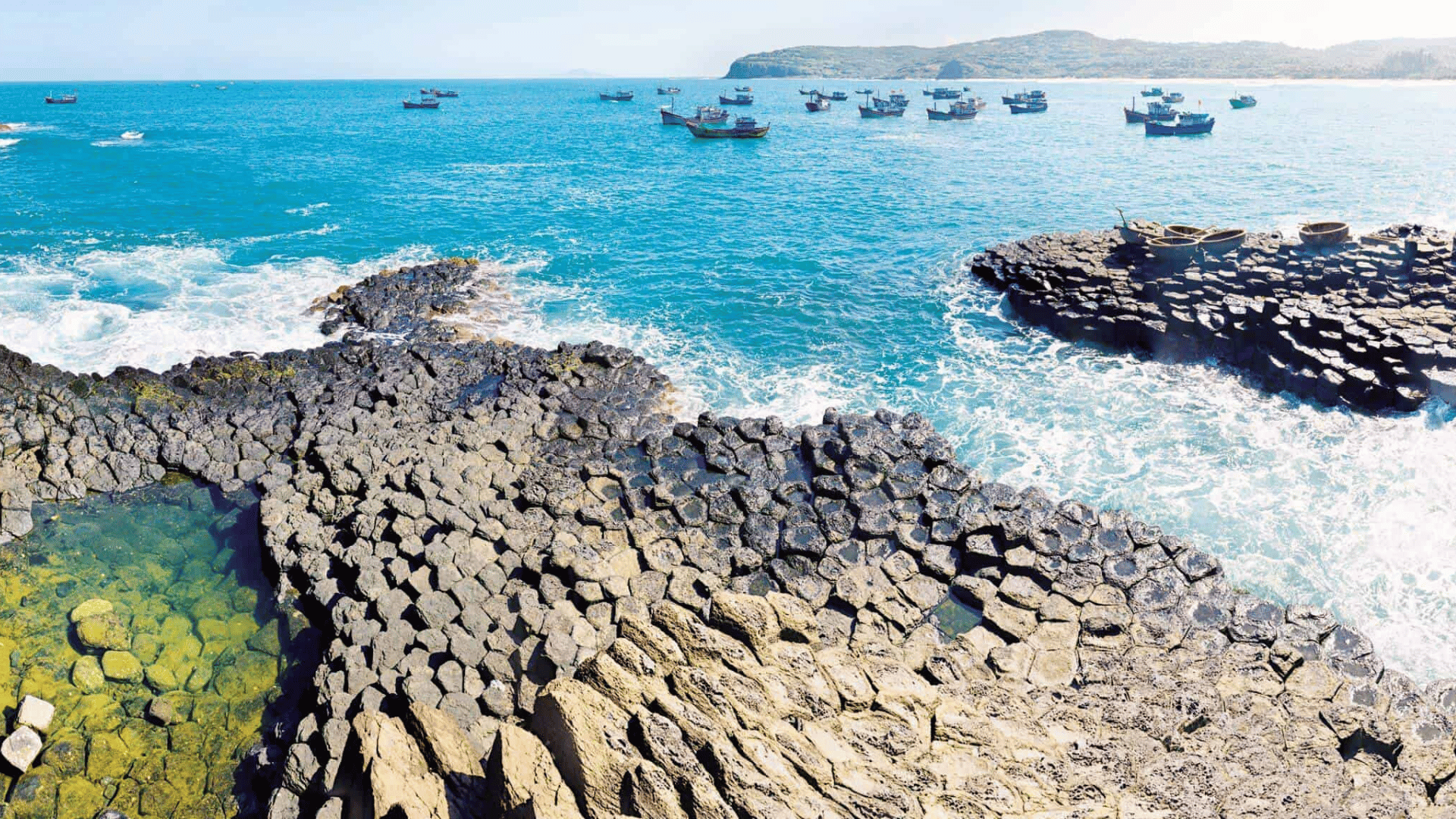 SẮC XANH MIỀN DUYÊN HẢI: QUY NHƠN - PHÚ YÊN