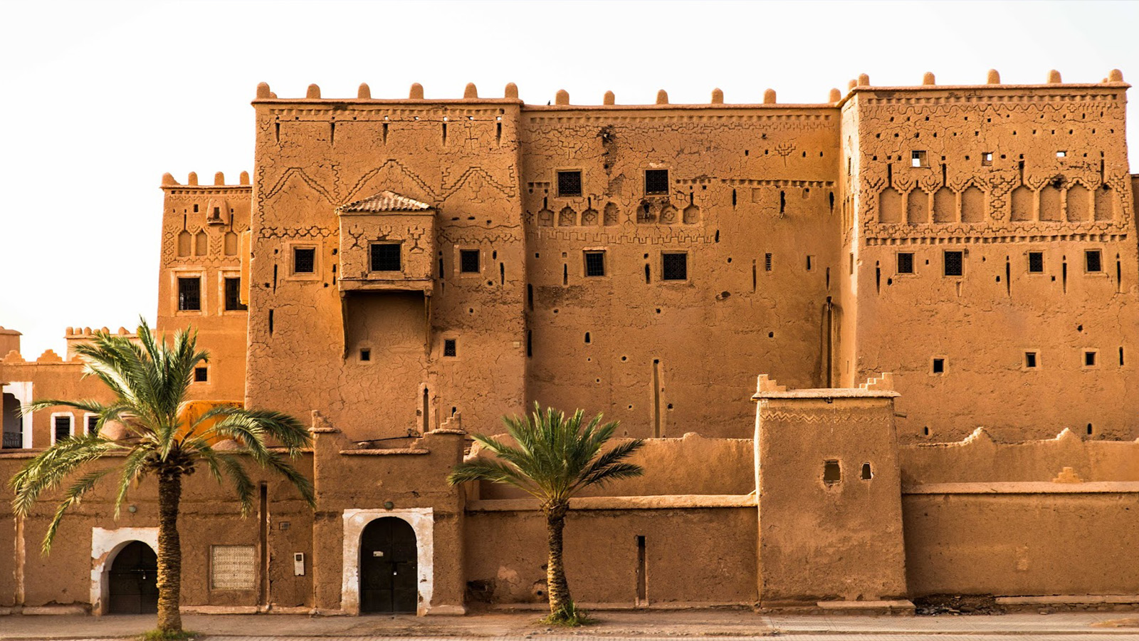 HÀNH TRÌNH SA MẠC HUYỀN BÍ: MAROCCO