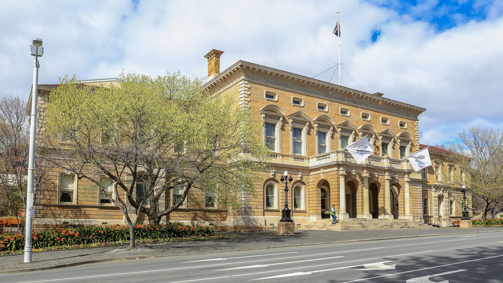 NƯỚC ÚC MÙA HOA OẢI HƯƠNG: MELBOURNE - TASMANIA - HOBART