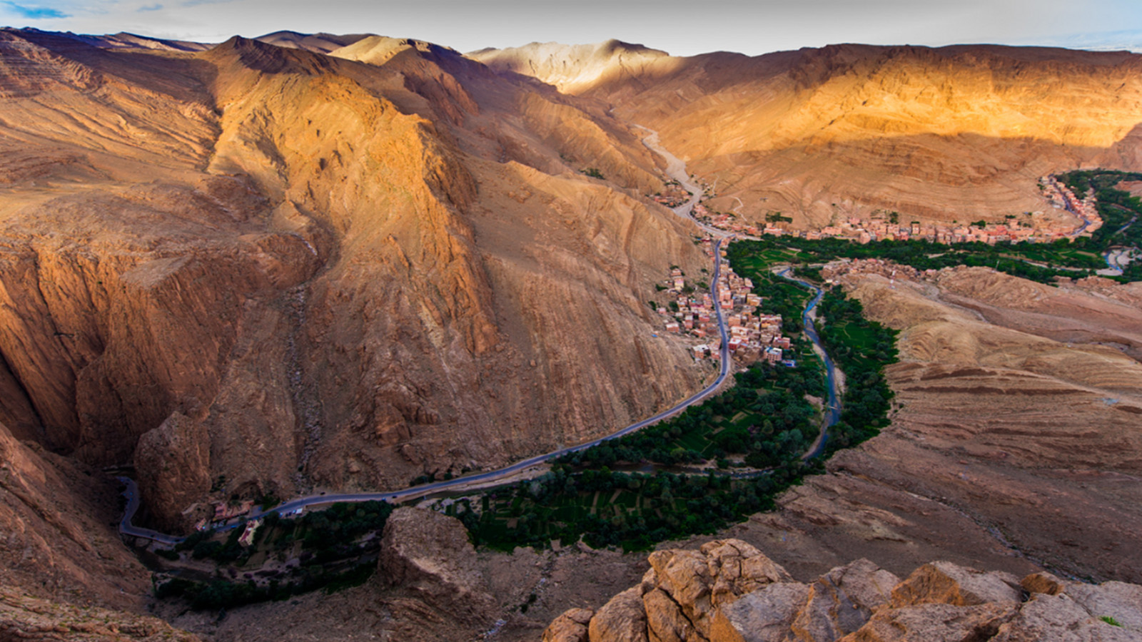 HÀNH TRÌNH SA MẠC HUYỀN BÍ: MAROCCO