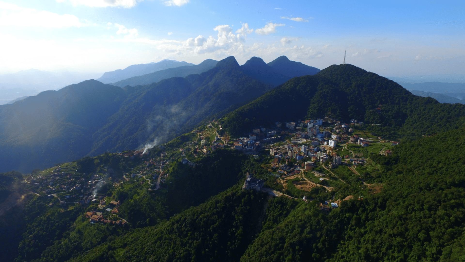 HÀNH TRÌNH CHẠM MÂY GIỮA NÚI RỪNG - HÀ NỘI - TAM ĐẢO