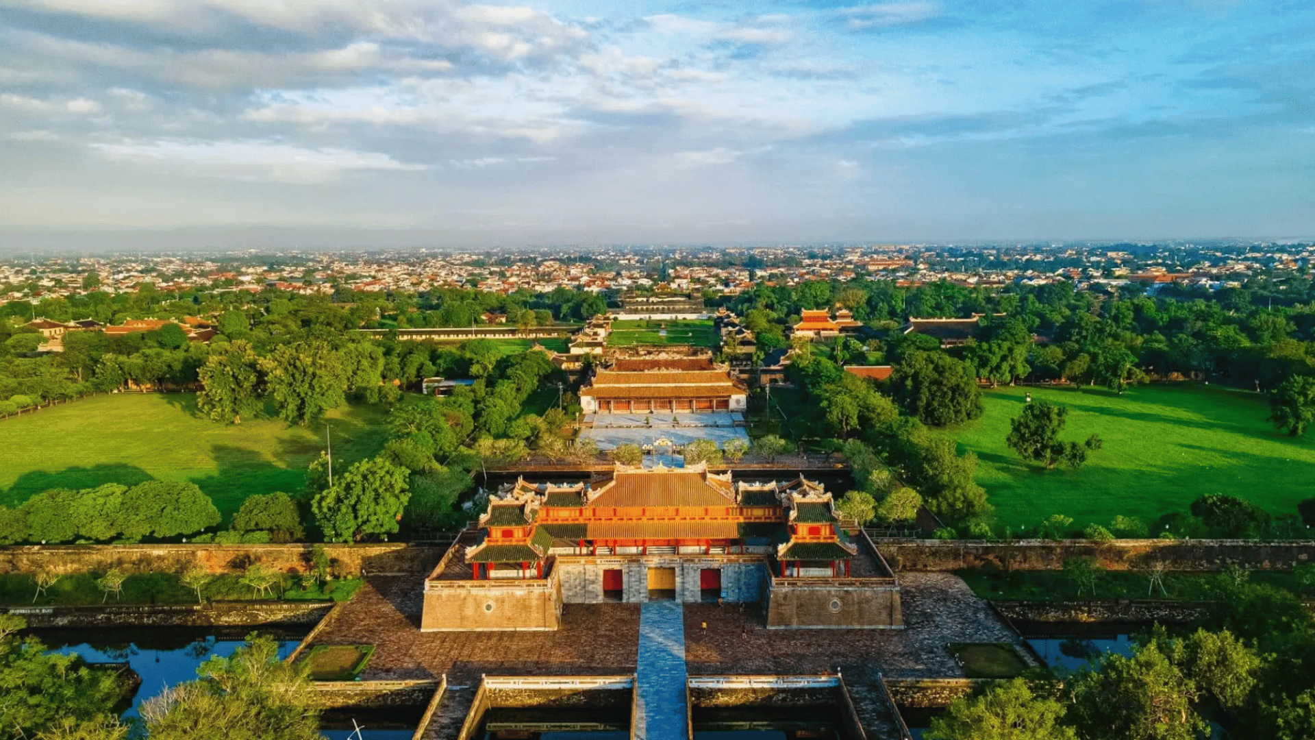 LIÊN TUYẾN MIỀN TRUNG: ĐÀ NẴNG - HỘI AN - HUẾ