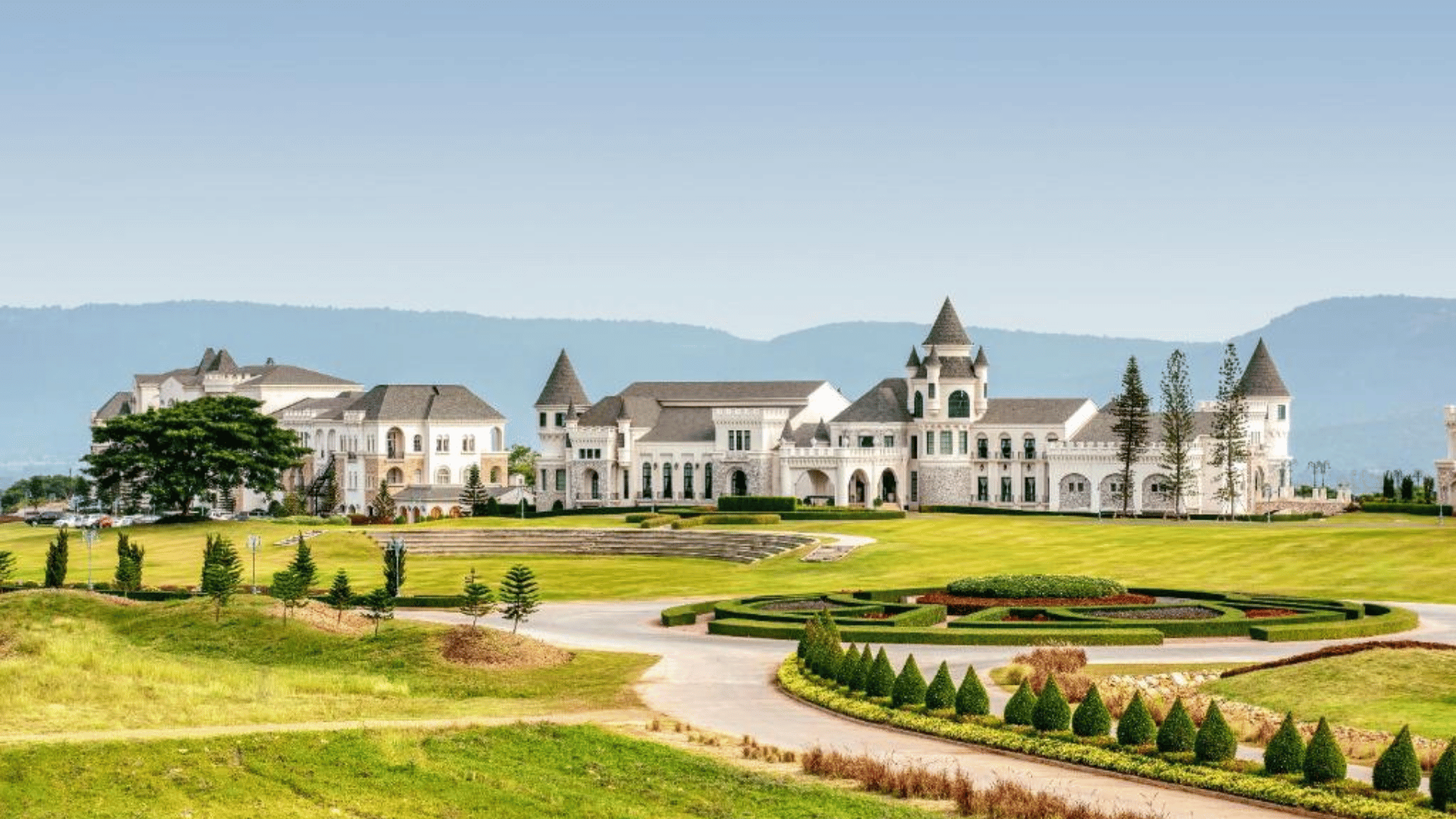 TRỜI ÂU GIỮA LÒNG XỨ THÁI: BANGKOK - KHAO YAI