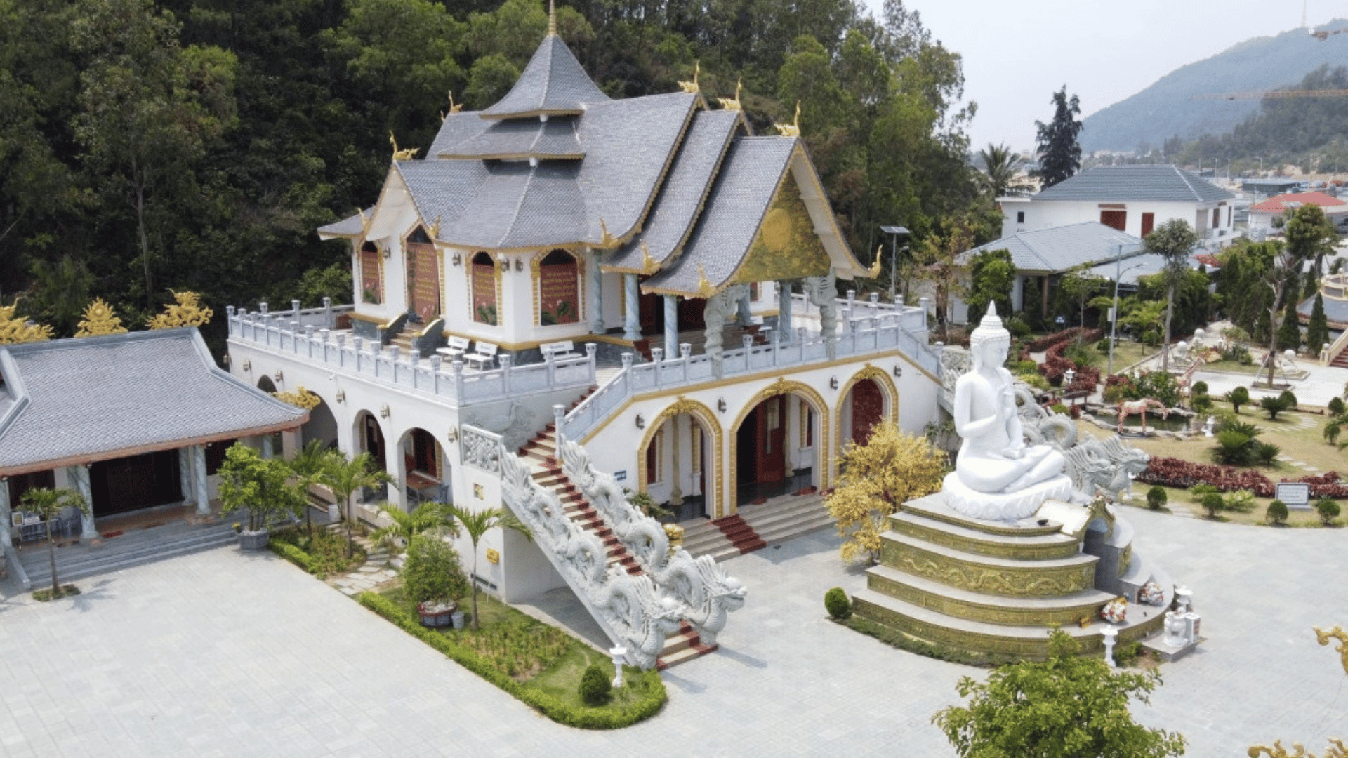 KHÁM PHÁ BẮC TRUNG BỘ: THANH HÓA - NGHỆ AN - HÀ TĨNH - QUẢNG TRỊ (QUẢNG BÌNH)