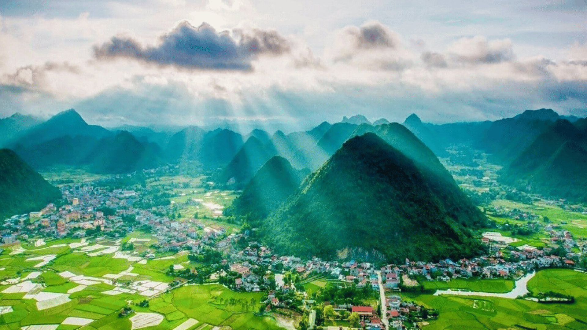 ĐÔNG BẮC: HÀ GIANG - ĐỒNG VĂN - MÈO VẠC - CAO BẰNG - LẠNG SƠN