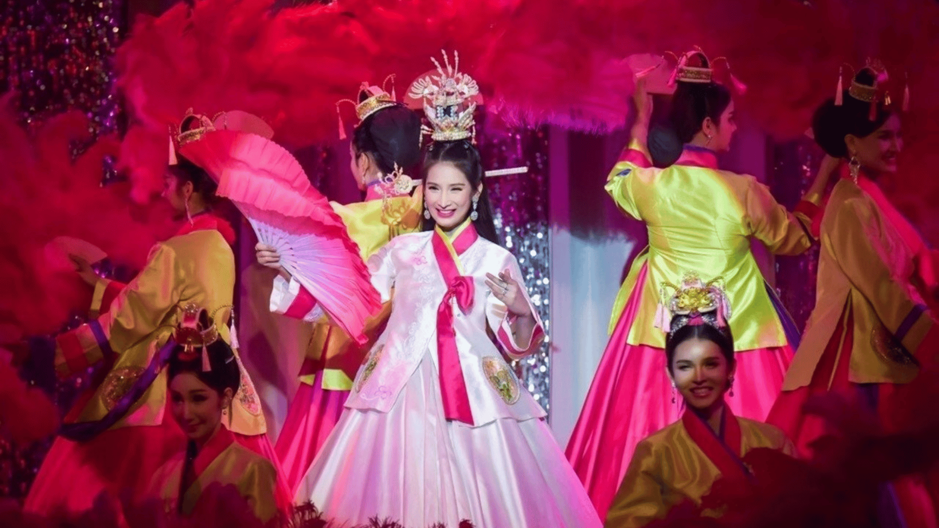 VÉ SHOW DIỄN CABARET GOLDEN DOME