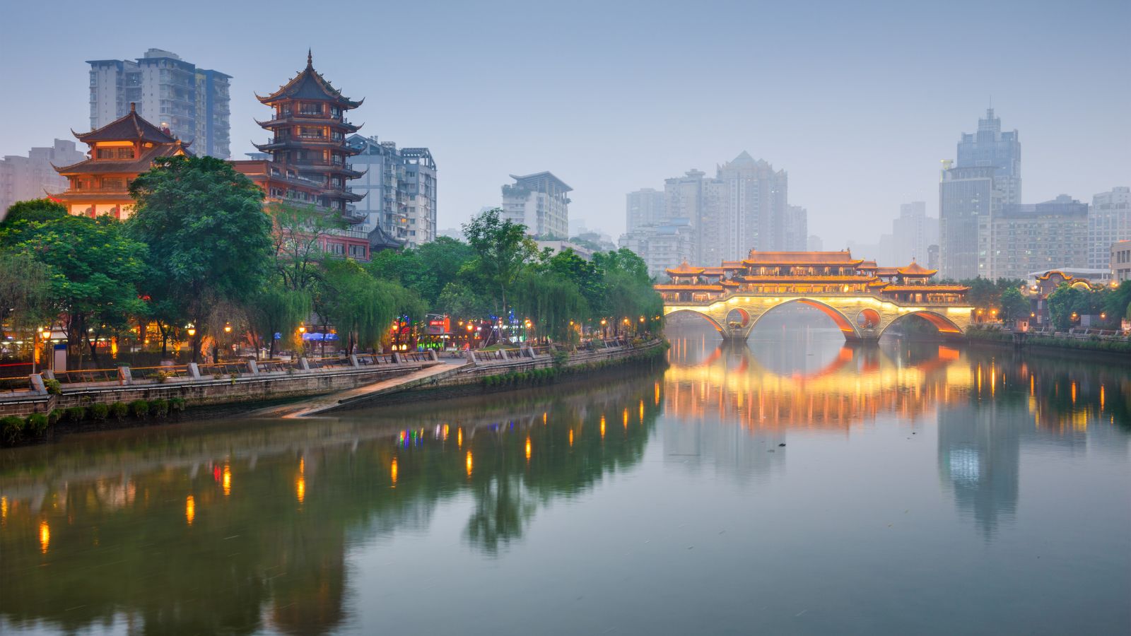 THỤY SĨ CỦA PHƯƠNG ĐÔNG:  THÀNH ĐÔ - ĐÔ GIANG YỂN - TỨ NỮ SƠN