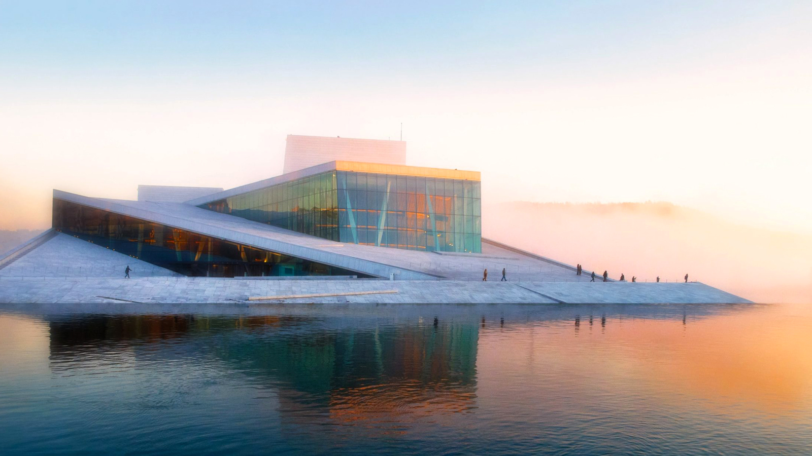 KHÁM PHÁ BẮC ÂU : ESTONIA - PHẦN LAN - THỤY ĐIỂN - NA UY