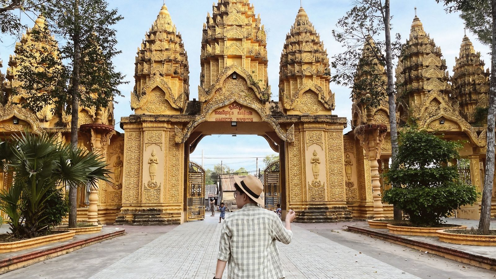 THIÊN ĐƯỜNG VỚI NGƯỜI THƯƠNG: TỪ TRÀ VINH ĐẾN AN GIANG