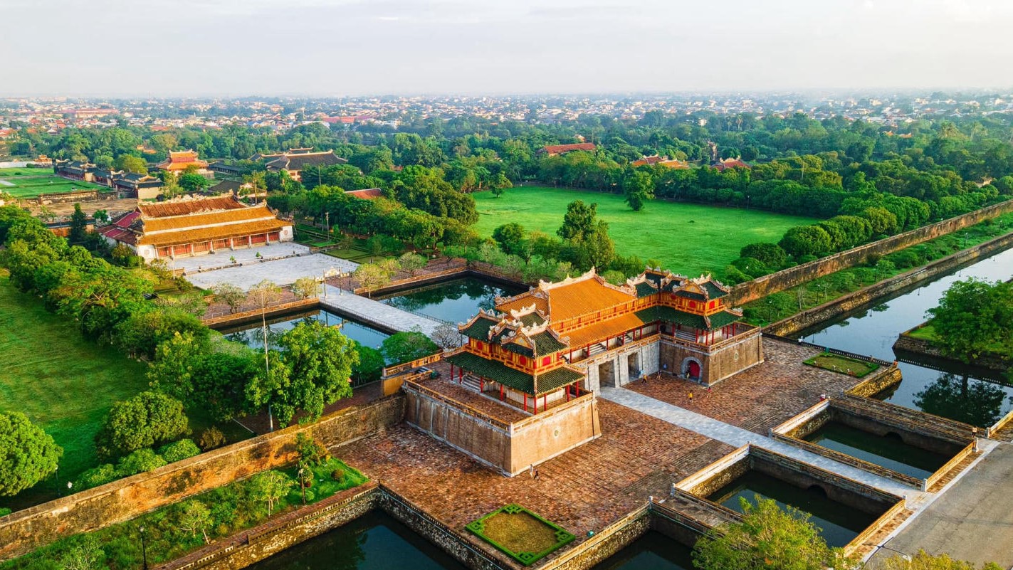 HÀNH TRÌNH DI SẢN ĐÀ NẴNG - HỘI AN - HUẾ
