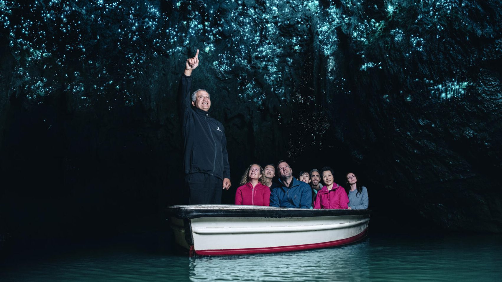 KHÁM PHÁ NEW ZEALAND: AUCKLAND – WAITOMO – TAUPO – ROTORUA – MATAMATA