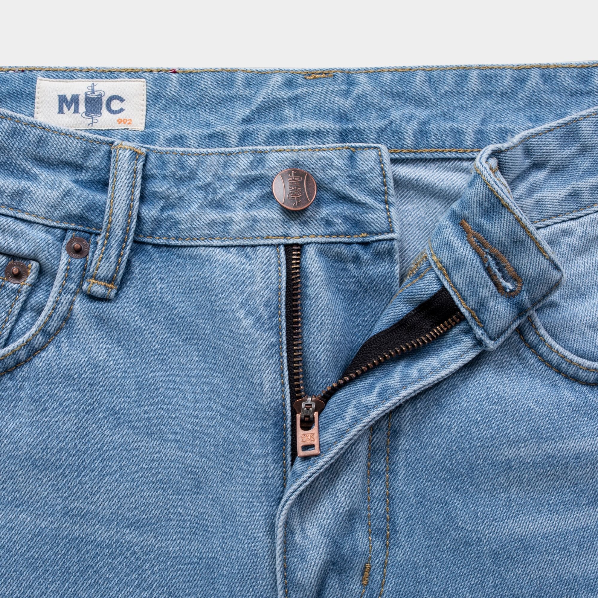 992 Straight Fit Jeans (LightBlue)