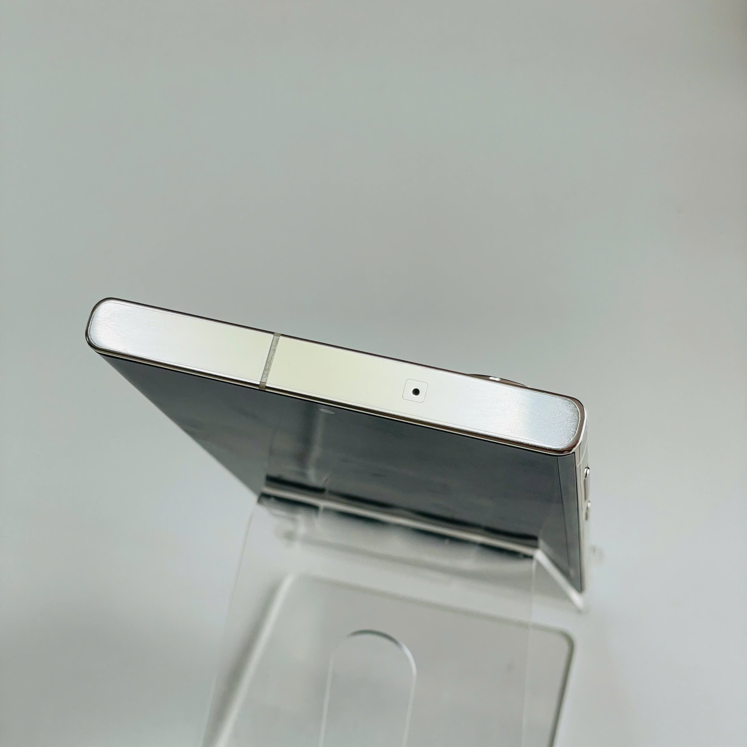 📱 Samsung Galaxy S23 Ultra 5G (RAM 8GB | 256GB) – Bản Mỹ Đẹp 98+% Màu Trắng Kèm Sạc 30W