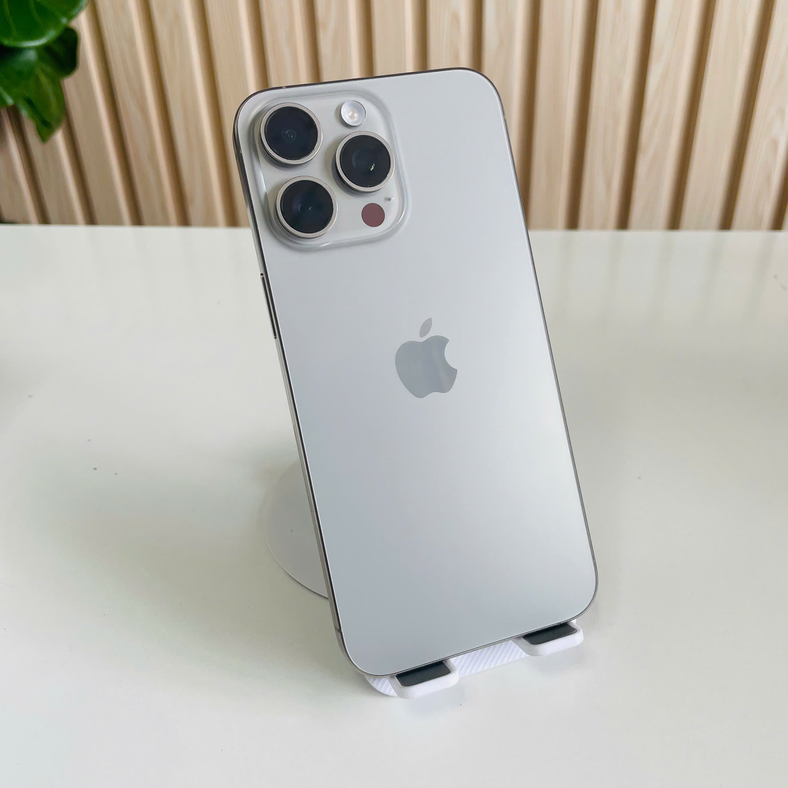 🔥 IPHONE 15 PRO MAX QUỐC TẾ | 512GB | PIN 84% 🔥Đẹp 98% Nguyên Zin Kèm Sạc 30W