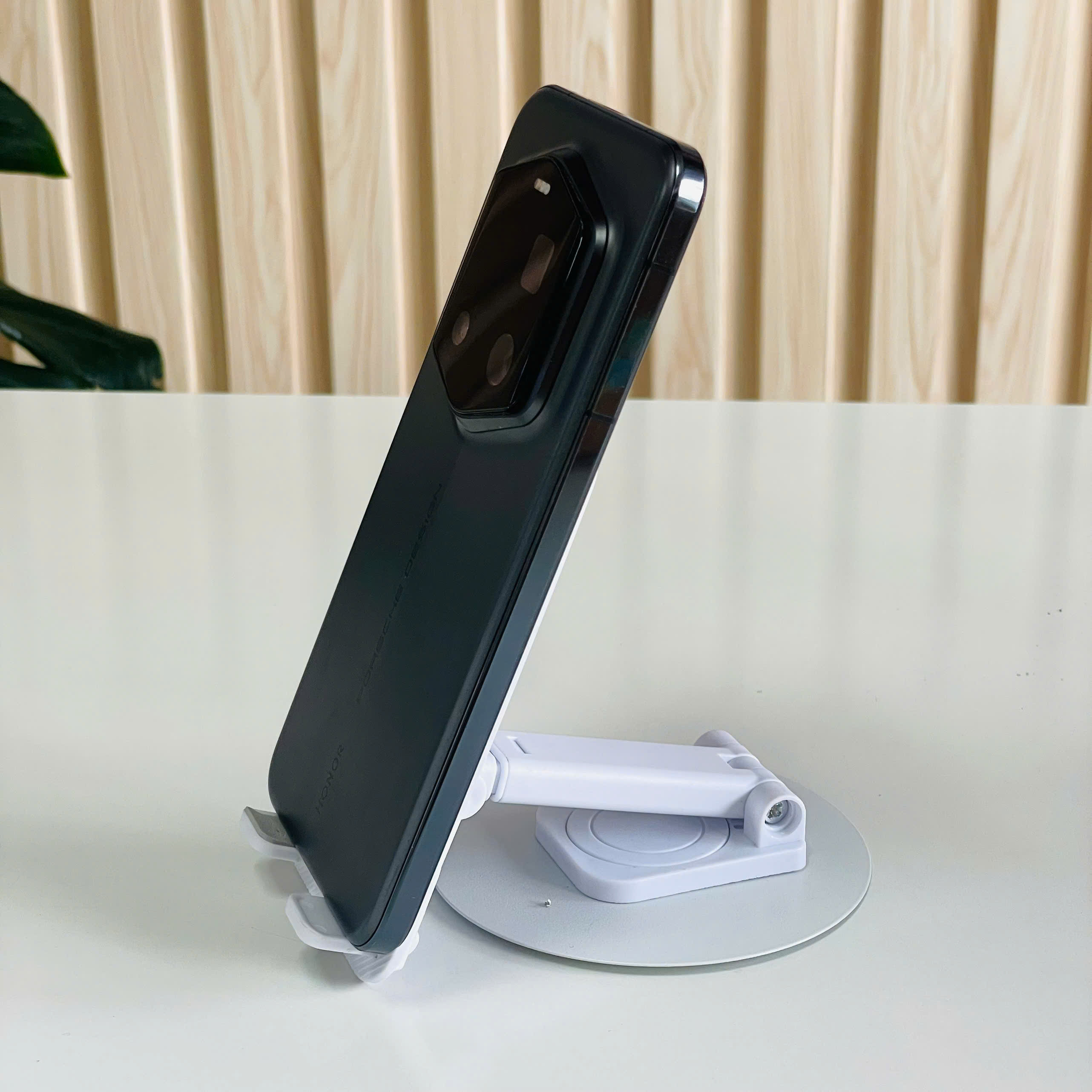 🔥 Honor Magic 7 RSR 5G – Siêu Flagship Hiệu Năng Khủng 16/512GB Màu Đen - Kèm Sạc Nhanh 100W