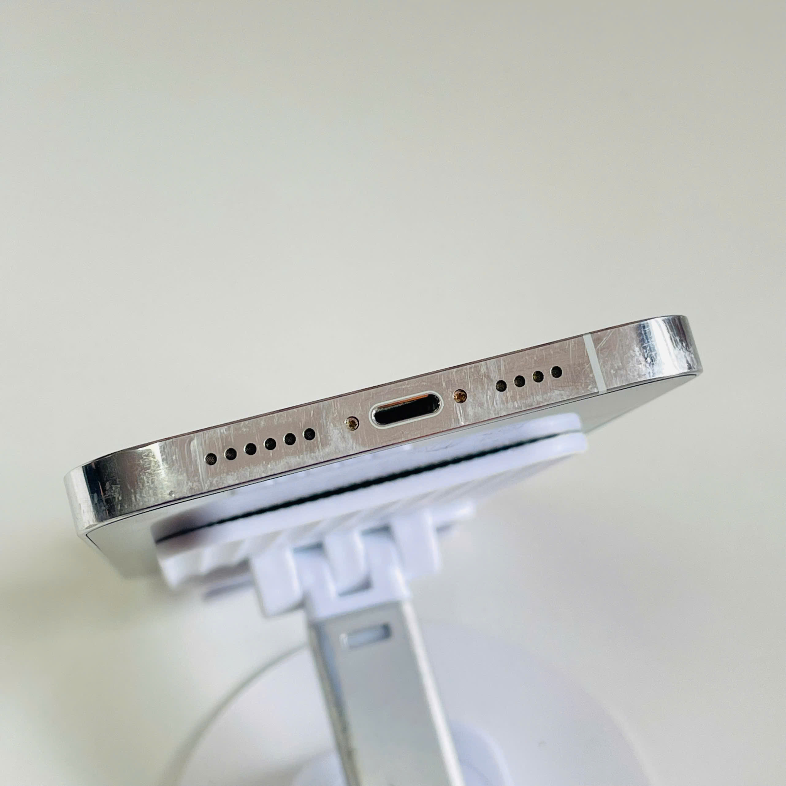 IPhone 12 Pro Max Lock Mỹ 128GB Trắng Đẹp 98 Pin 86% PT