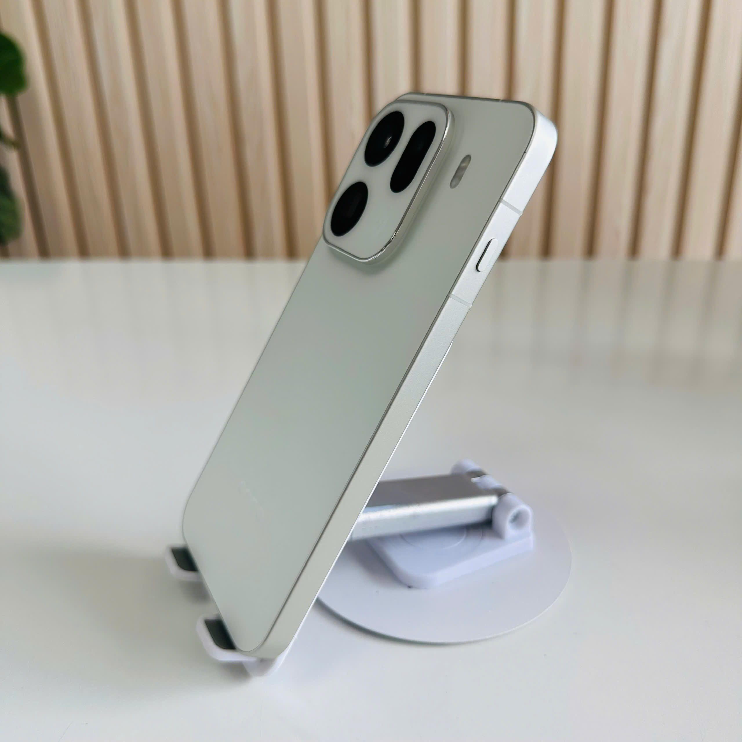 Oppo Find X9 Pro CH 16/512GB Trắng Đẹp 98% Pin 100% Fullbox