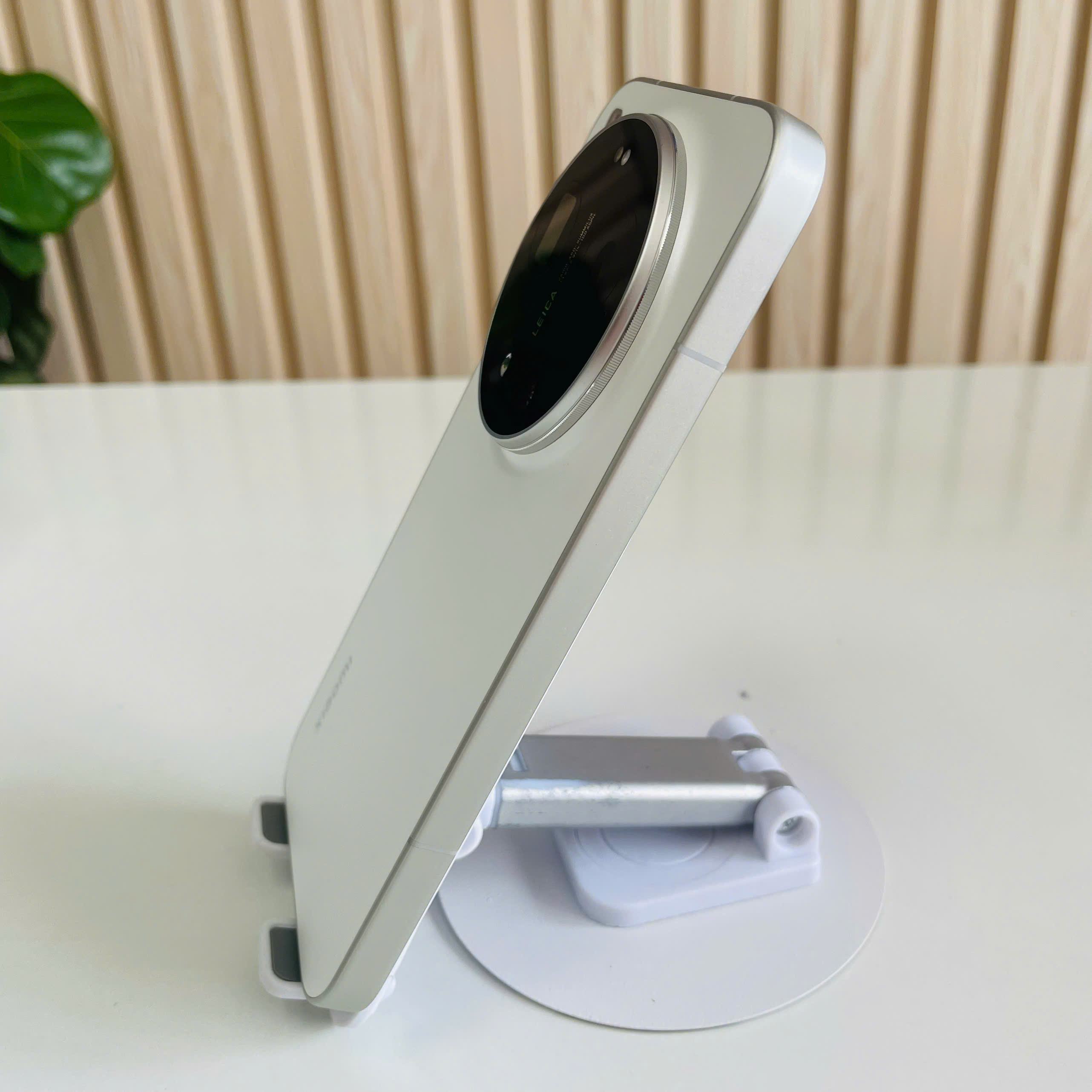 Xiaomi 17 Ultra 12/512GB Trắng Đẹp 99% Pin 99% Fullbox