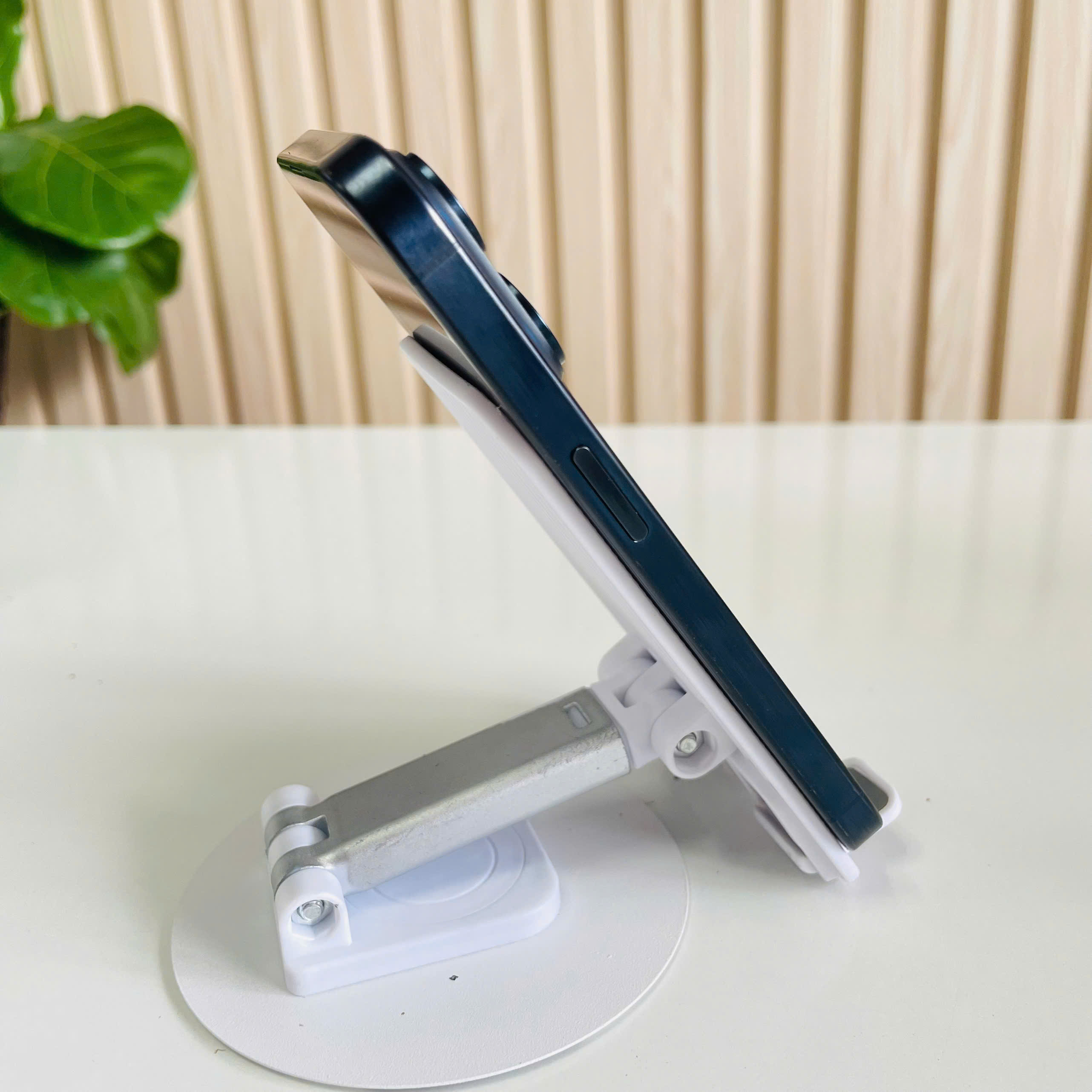 Iphone 15 Pro Việt Nam 128GB Xanh Đen Pin 82% Đẹp 98%