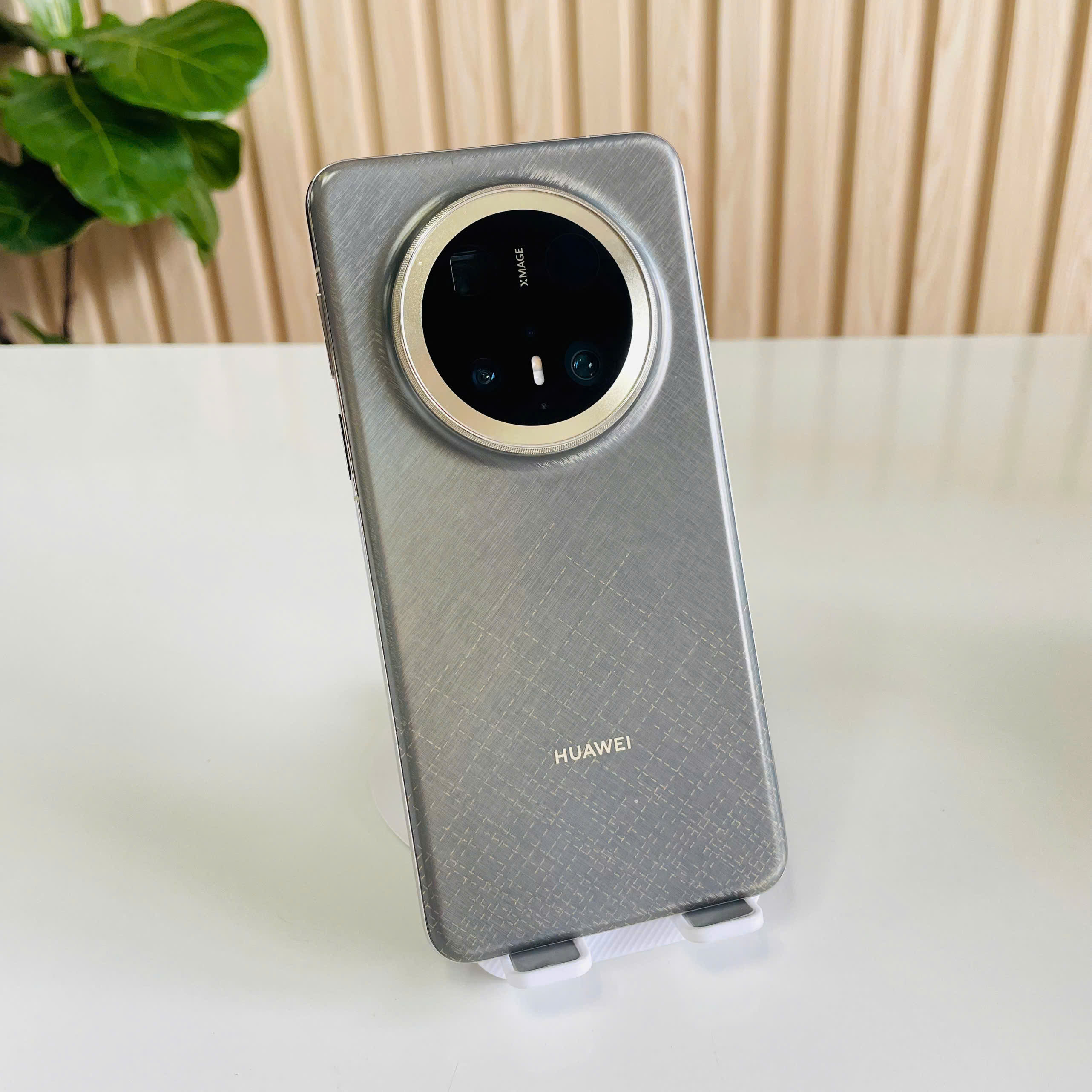 Huawei Mate 70 Pro Plus 16/512GB xám khói Đẹp 98+ Pin 96% Fullbox