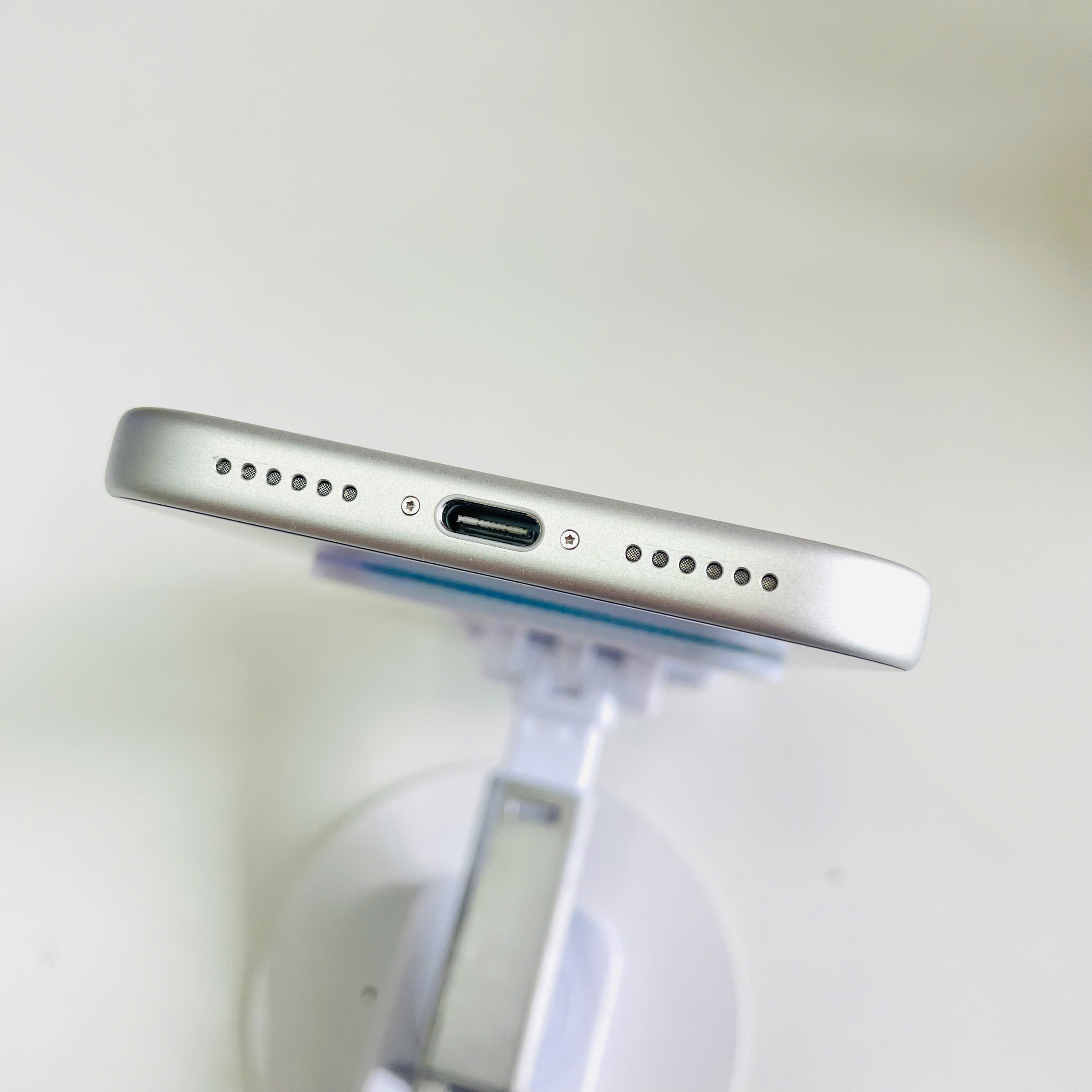 IPhone 17 Pro Max Việt Nam 256GB Bạc Đẹp Keng Pin 100 Fullbox dây sạc zin Còn Bảo Hành