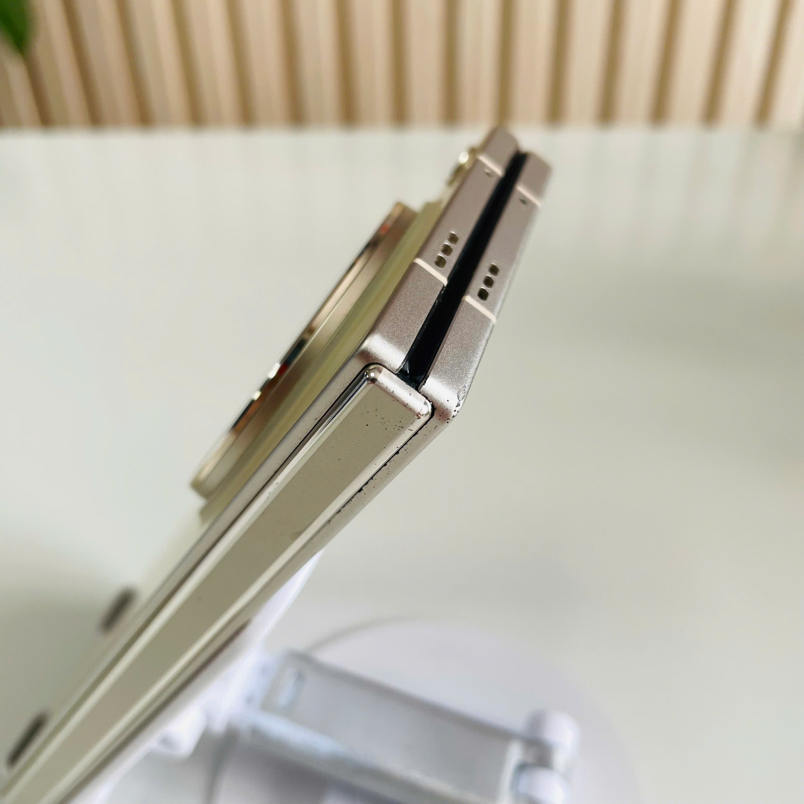 Oppo Find N3 Quốc Tế 16/512GB Gold Pin 95% Đẹp 98% Box không Sạc