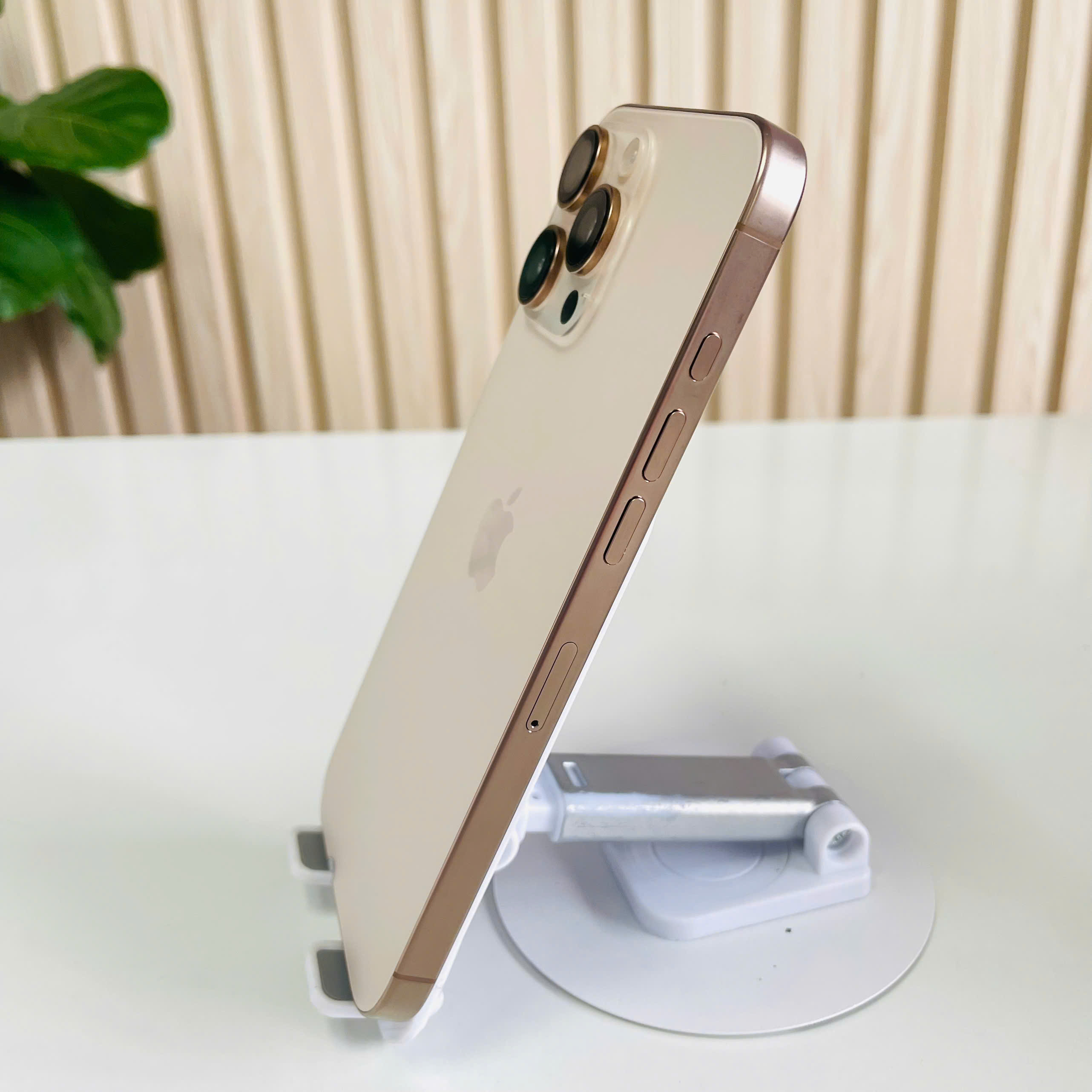 IPhone 16 Pro Max Việt Nam 256GB Sa mạc đẹp 98+ Pin 90