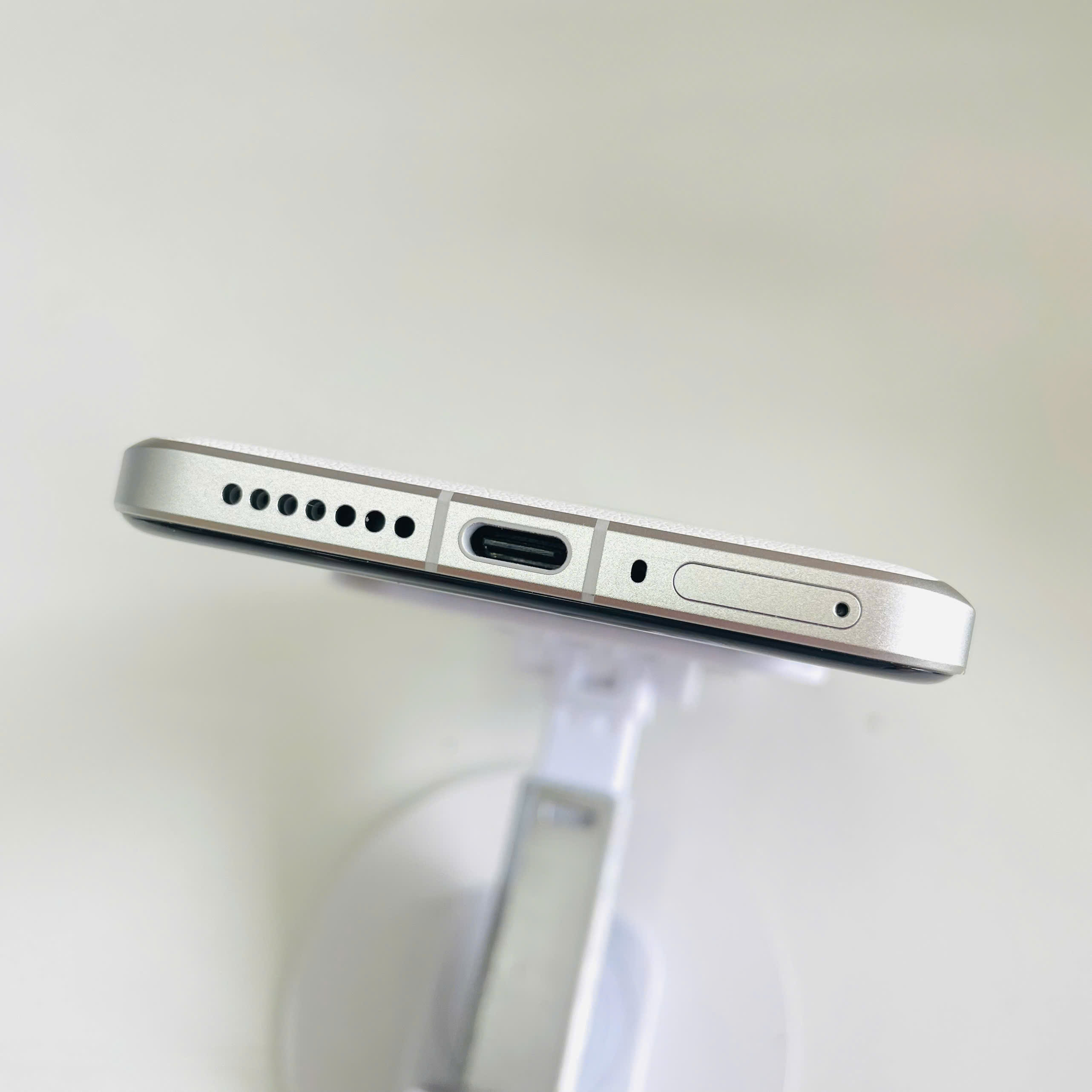 Xiaomi 14 Ultra Chính Hãng 16/512GB Trắng Đẹp 98+% Fullbox sạc 90w Còn bảo hành