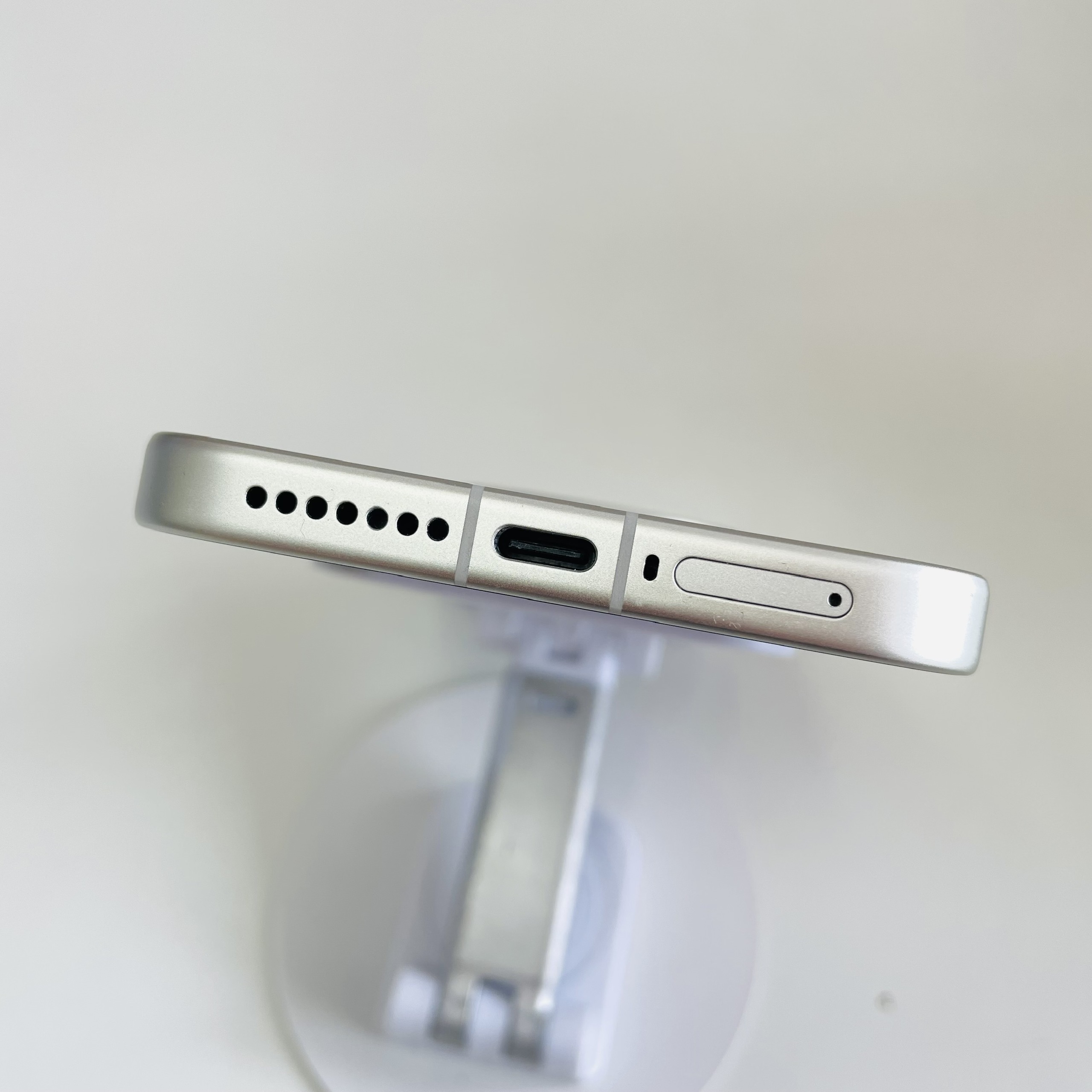 Xiaomi 17 Ultra 12/512GB trắng Pin 100% Đẹp 98% Box + Củ Sạc 100w - xước màn