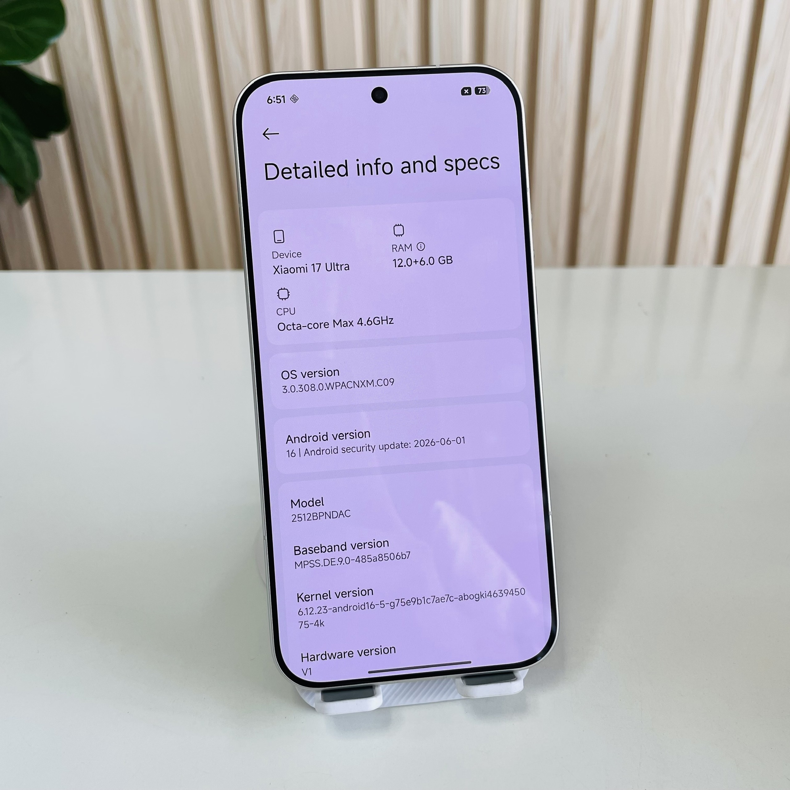 Xiaomi 17 Ultra 12/512GB trắng Pin 100% Đẹp 98% Box + Củ Sạc 100w - xước màn