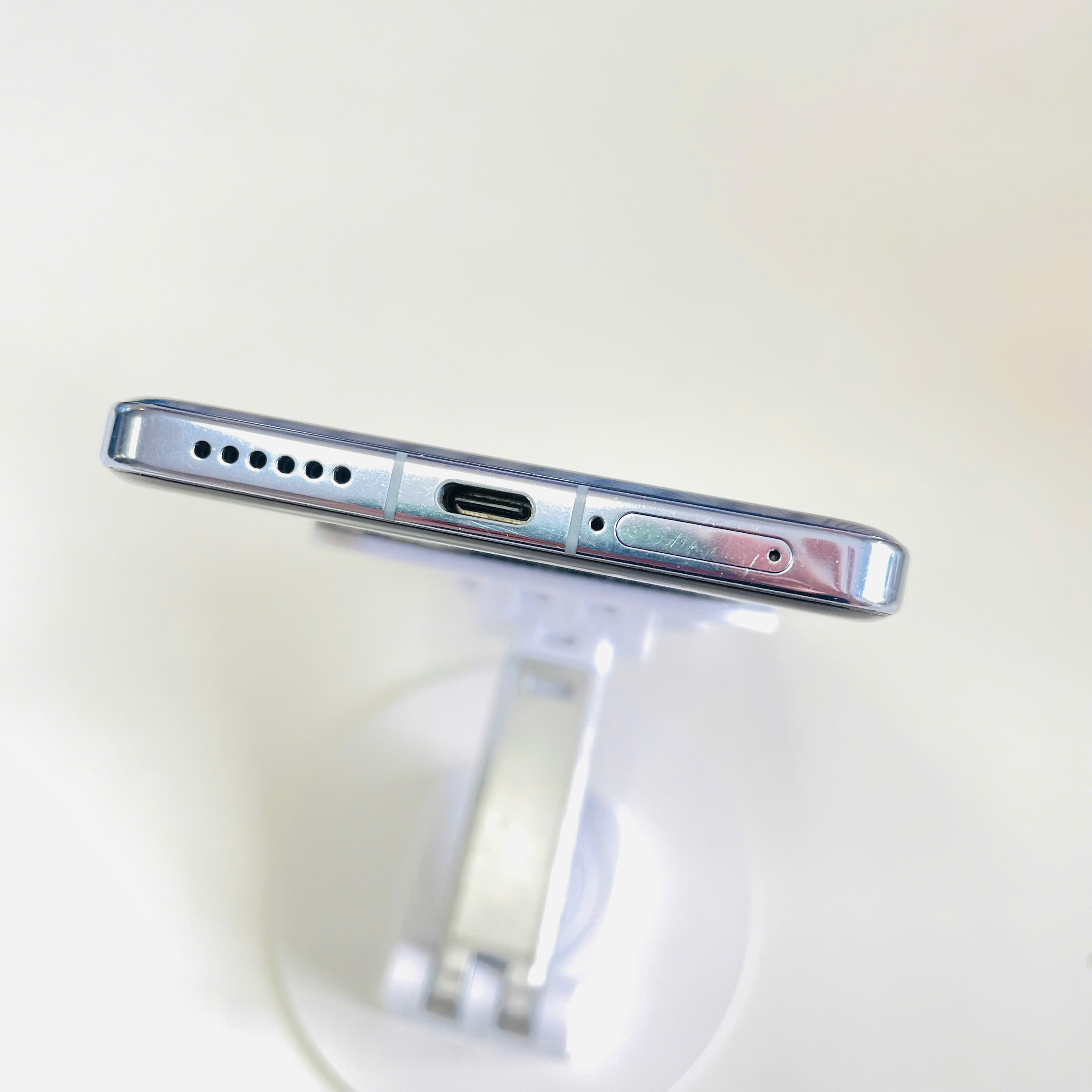 Vivo X200 Pro 5G 16/512GB xanh tím Pin 95% Đẹp 98% Kèm sạc 90w