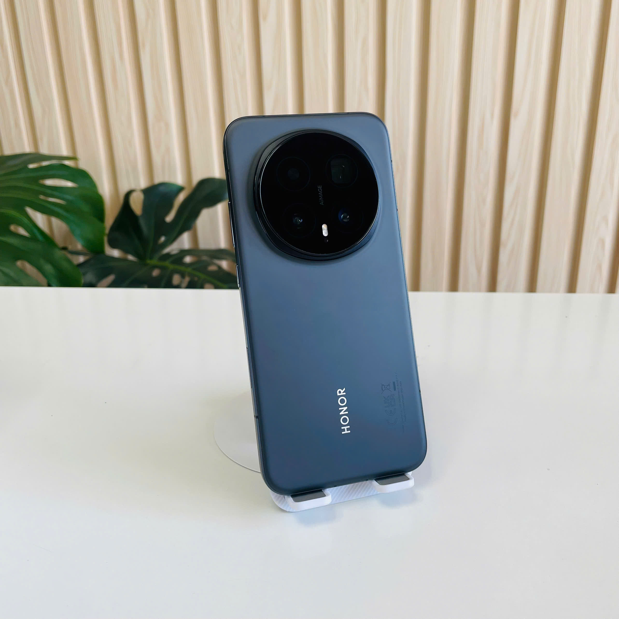 🔥 HONOR MAGIC 8 PRO QUỐC TẾ (16GB/1TB) – SIÊU PHẨM Màu Đen Đẹp 98% Kèm Sạc 30W