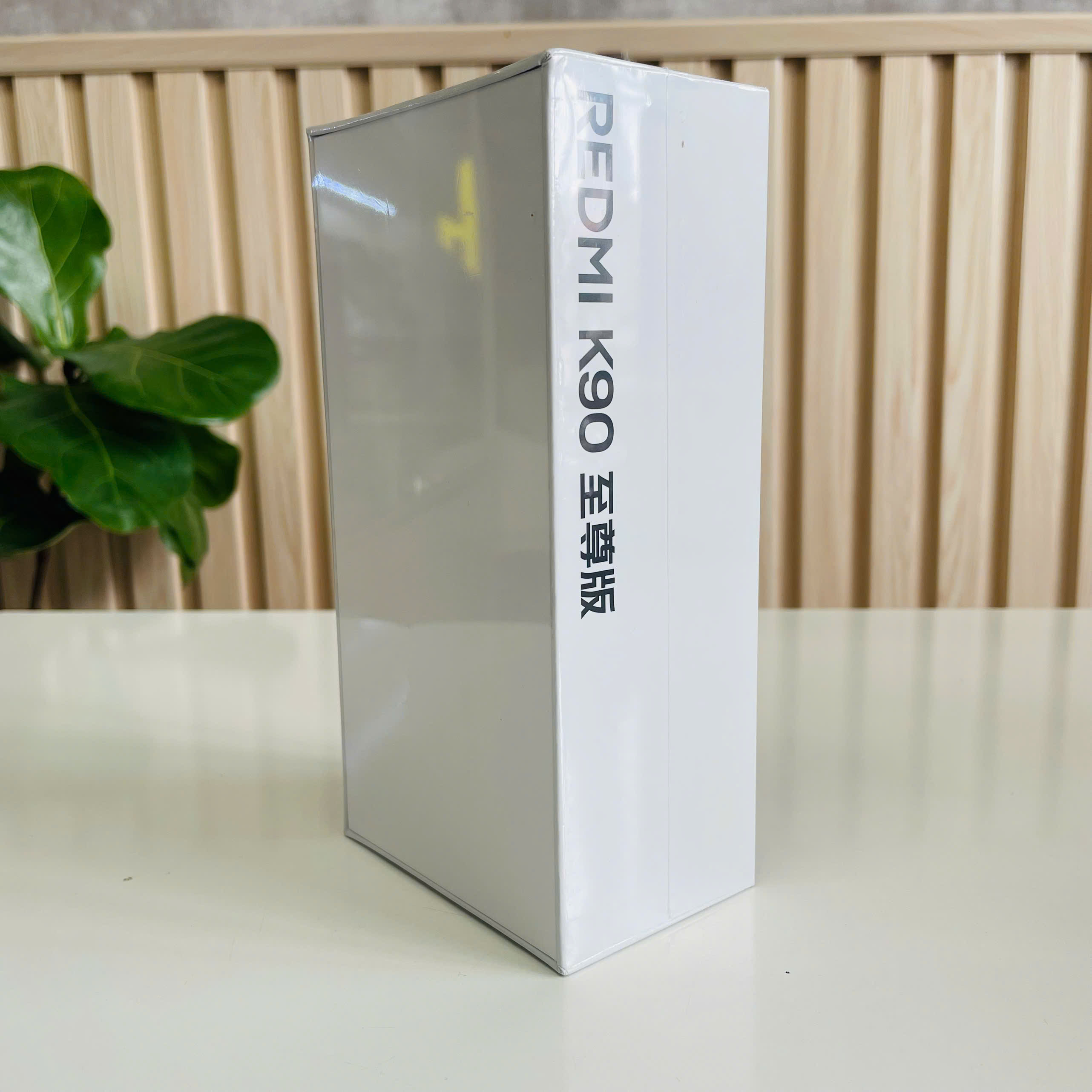 🔥 REDMI K90 ULTRA NEW SEAL – 16/256GB Bạc 16/256GB