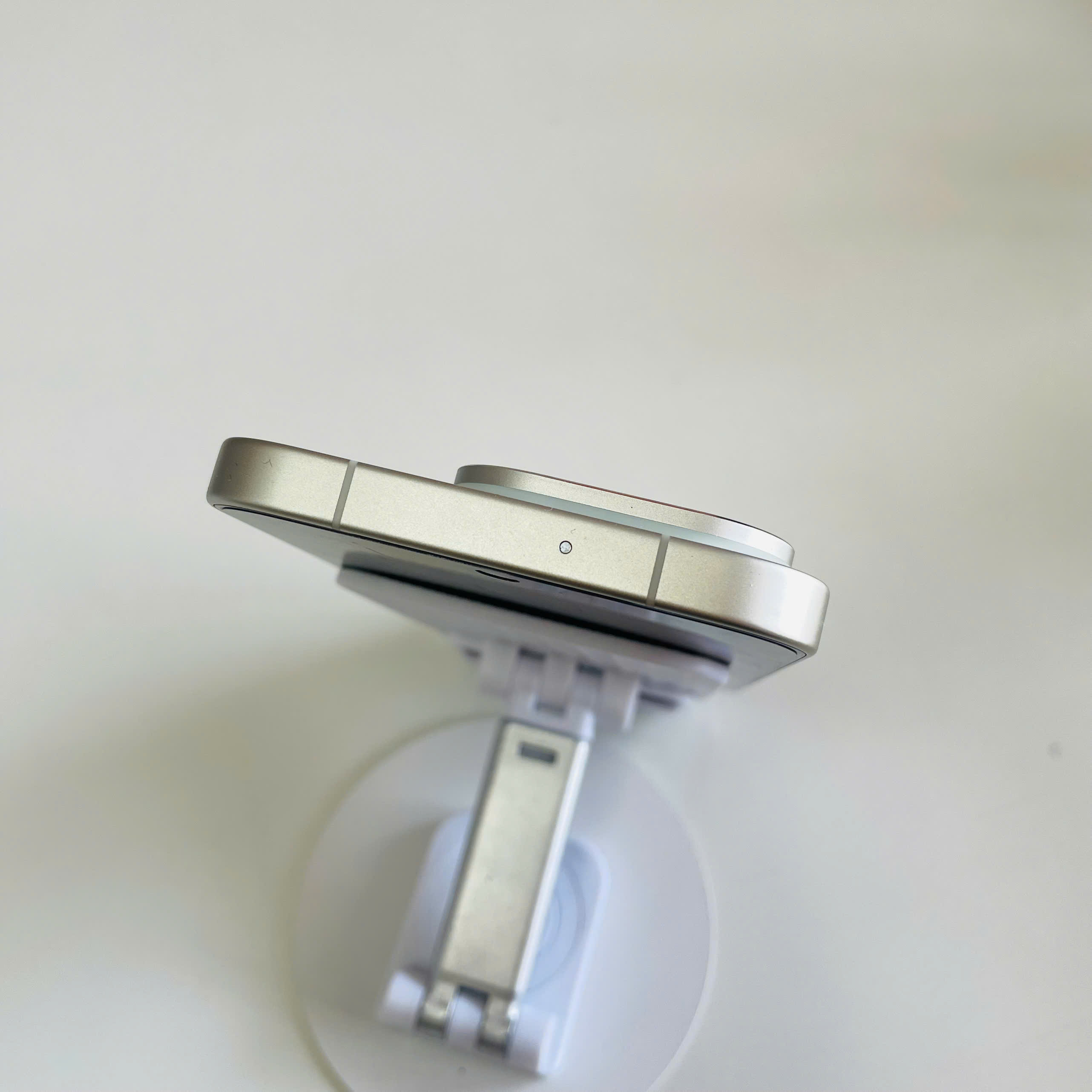 OPPO FIND X9 PRO – RAM 12GB / 512GB Pin 100% Màu Trắng Đẹp 99% Fullbox