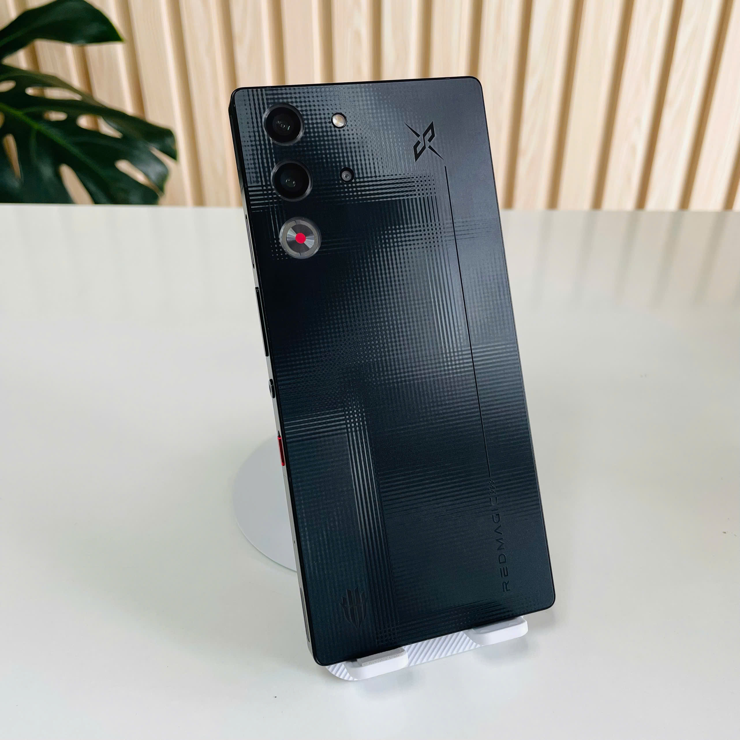 🔥 RED MAGIC 10S PRO CHÍNH HÃNG 12/256GB Màu Đen Đẹp 98% Fullbox - HIỆU NĂNG ĐỈNH CAO GAME THỦ 🔥