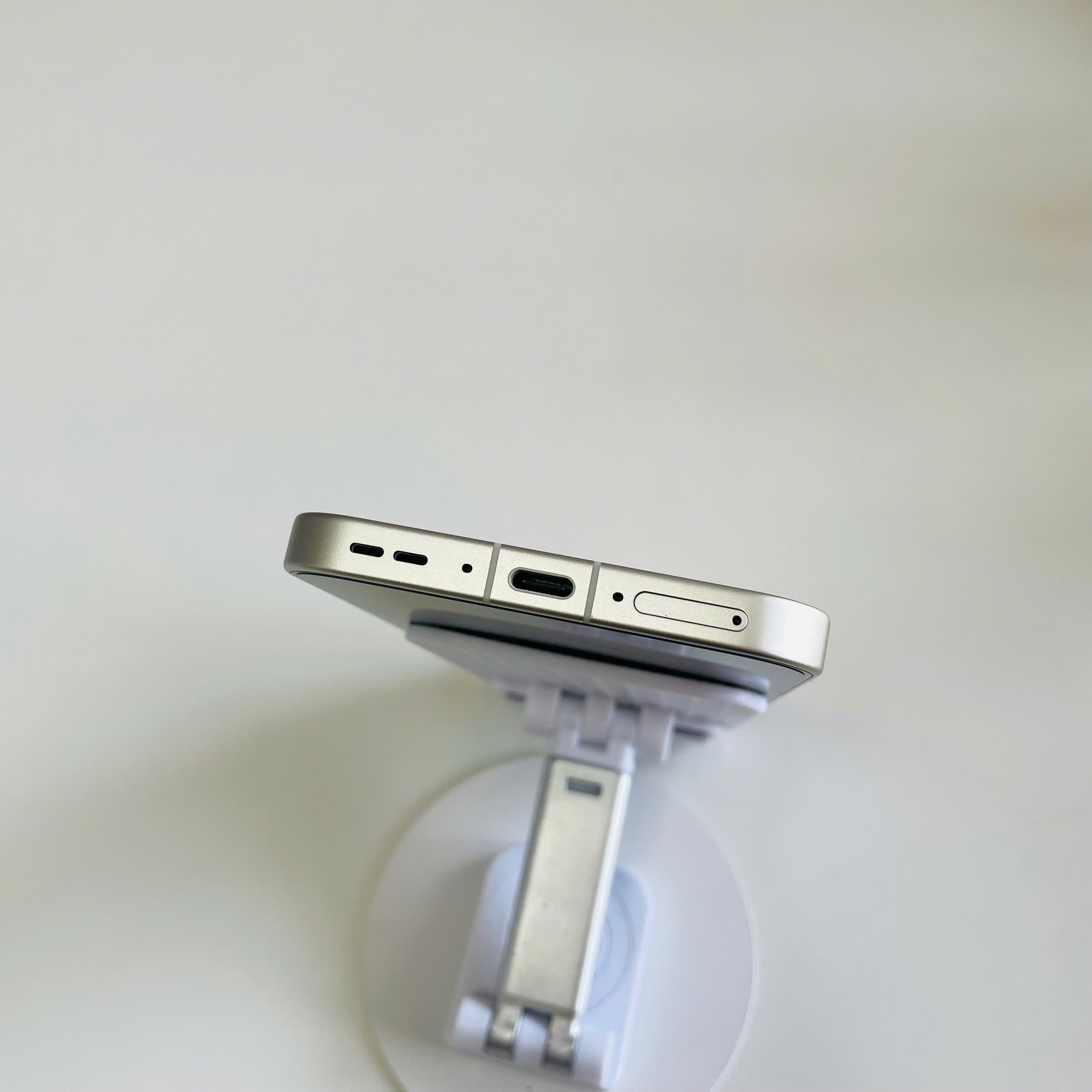 OPPO FIND X9 PRO – RAM 12GB / 512GB Pin 100% Màu Trắng Đẹp 99% Fullbox