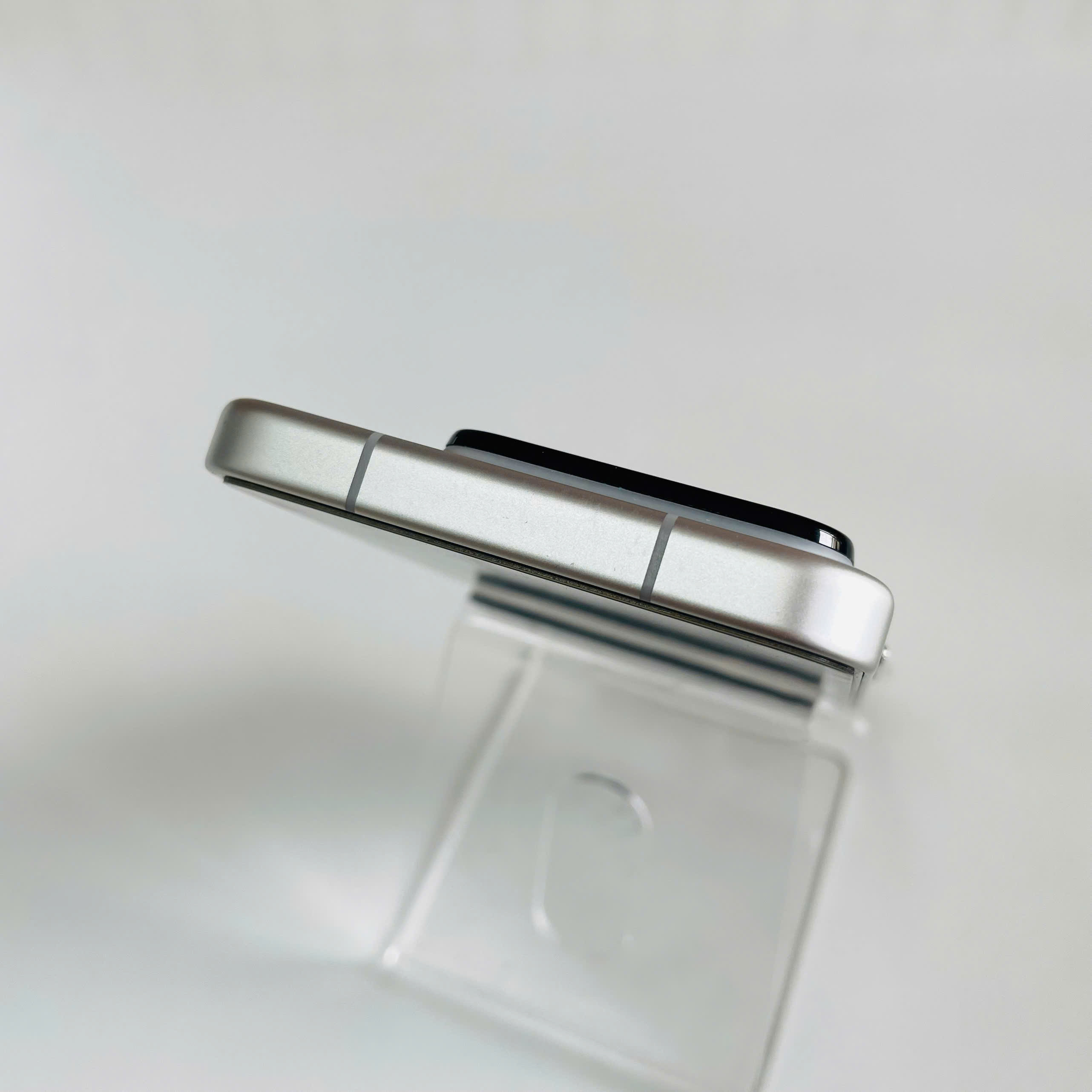 📱 Xiaomi 15 5G 12/256GB Rom Gốc Fullbox Pin 98% Đep 98+ Nhỏ Gọn Chíp Mạnh