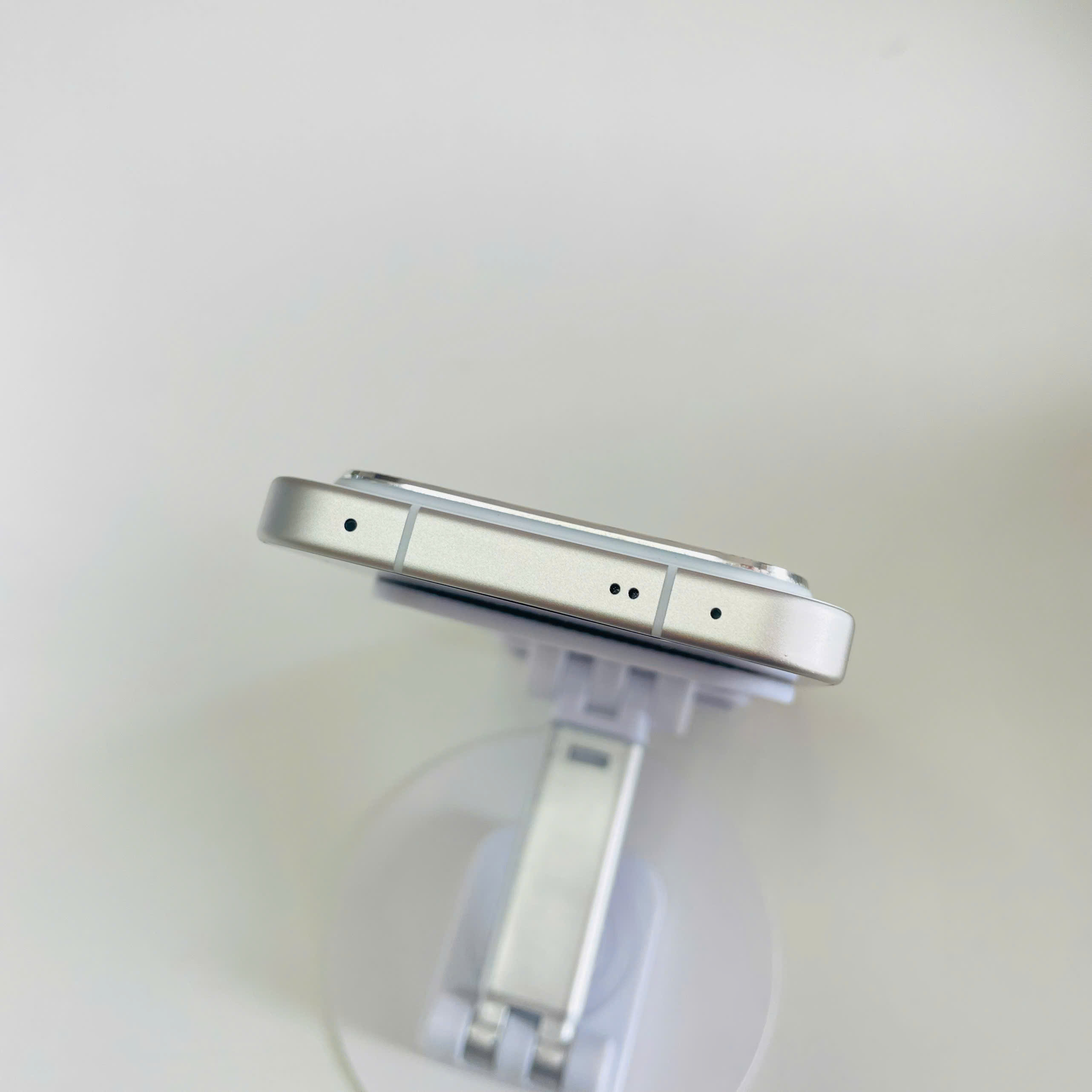 VIVO S50 PRO MINI 🔥Like New 12/256GB Đẹp 99% Fullbox Màu Trắng