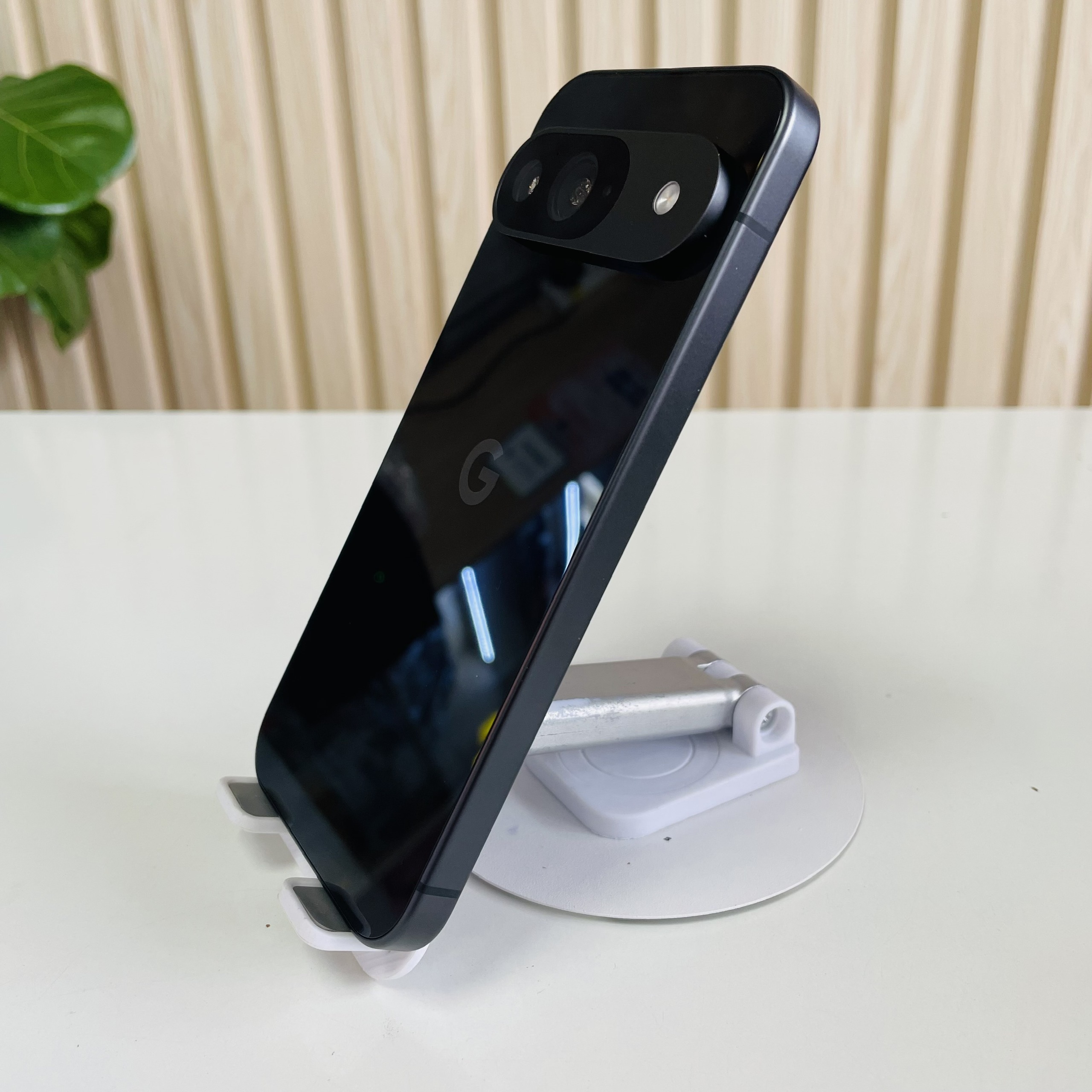 🔥 GOOGLE PIXEL 9 5G QUỐC TẾ – 12GB/128GB Đen Đẹp 98% | PIN 98%